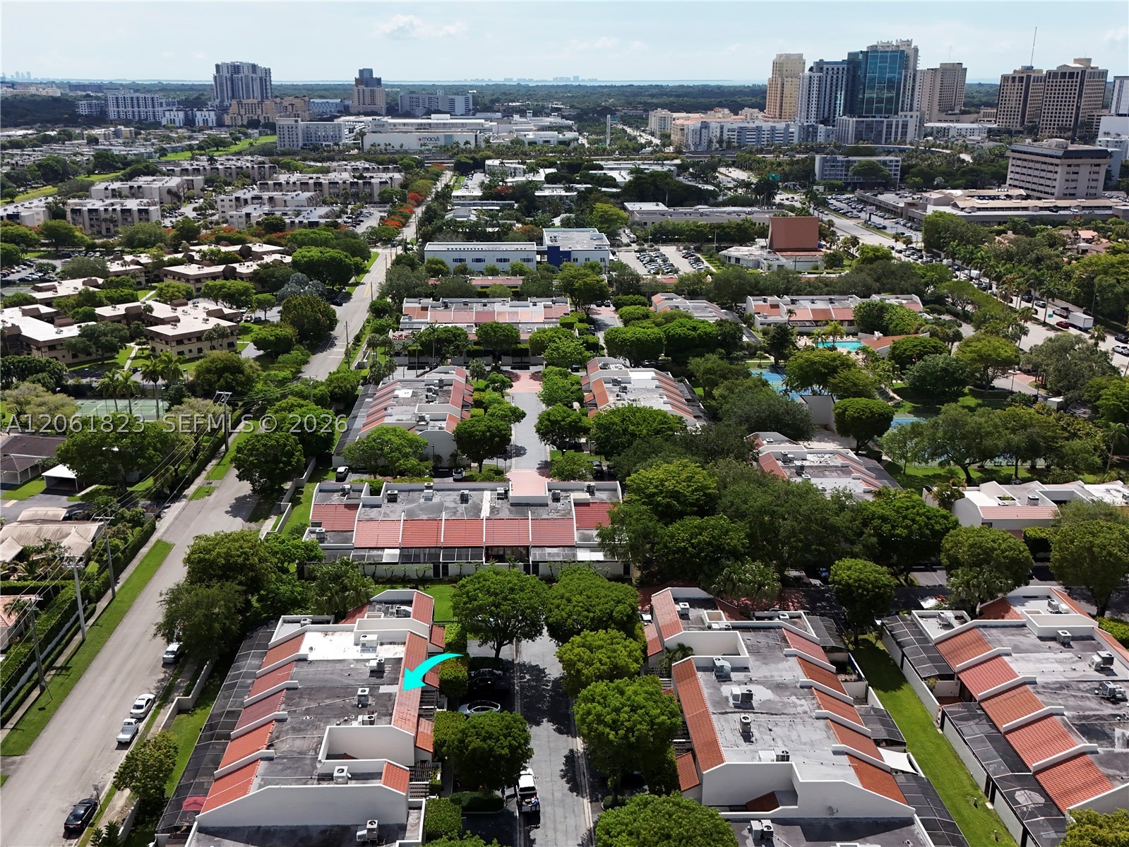 8133 SW 86th Ter, Miami FL 33143