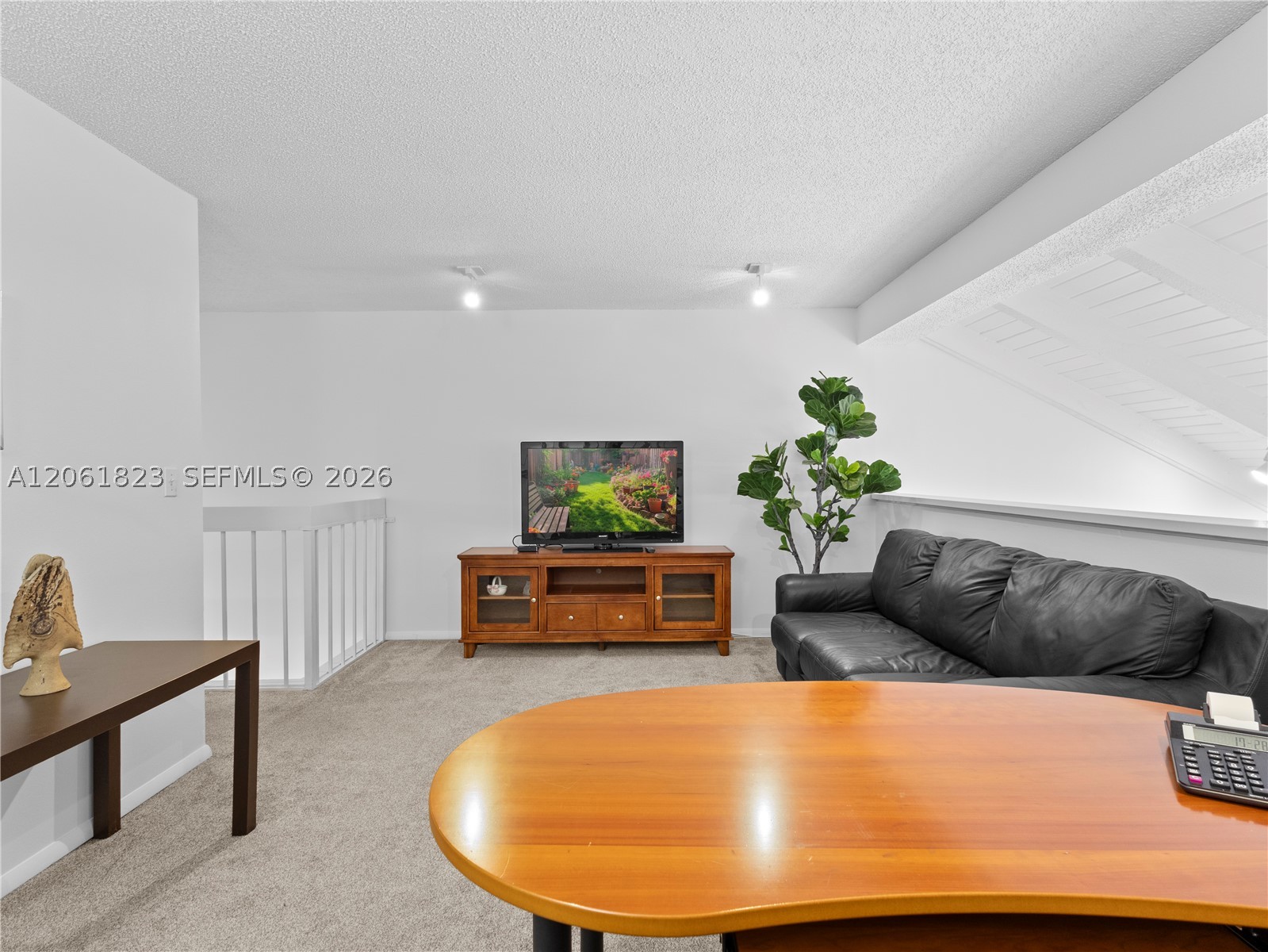 8133 SW 86th Ter, Miami FL 33143