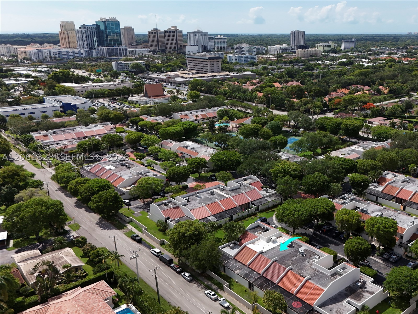 8133 SW 86th Ter, Miami FL 33143