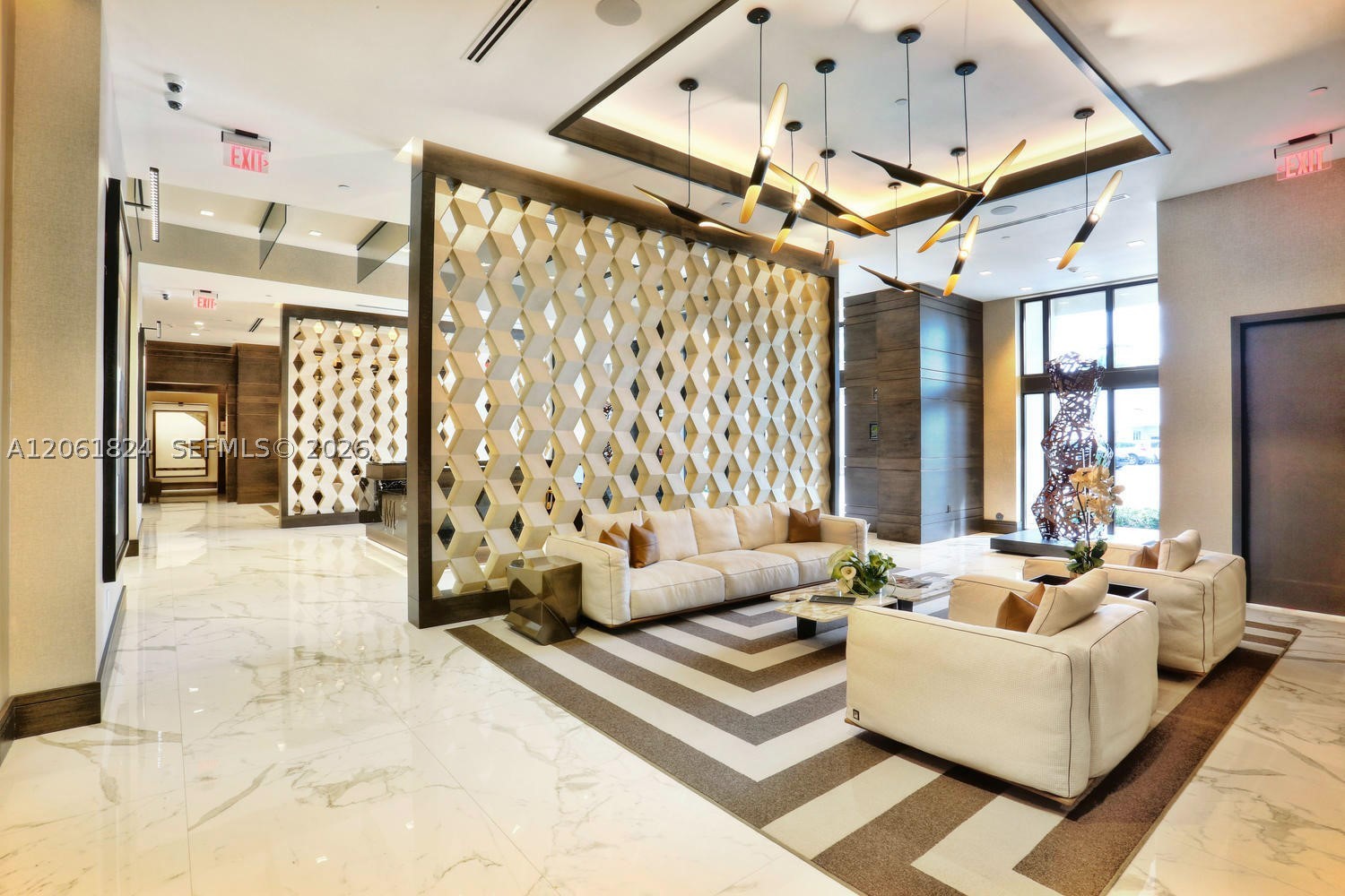 301 Altara Ave #827, Coral Gables FL 33146