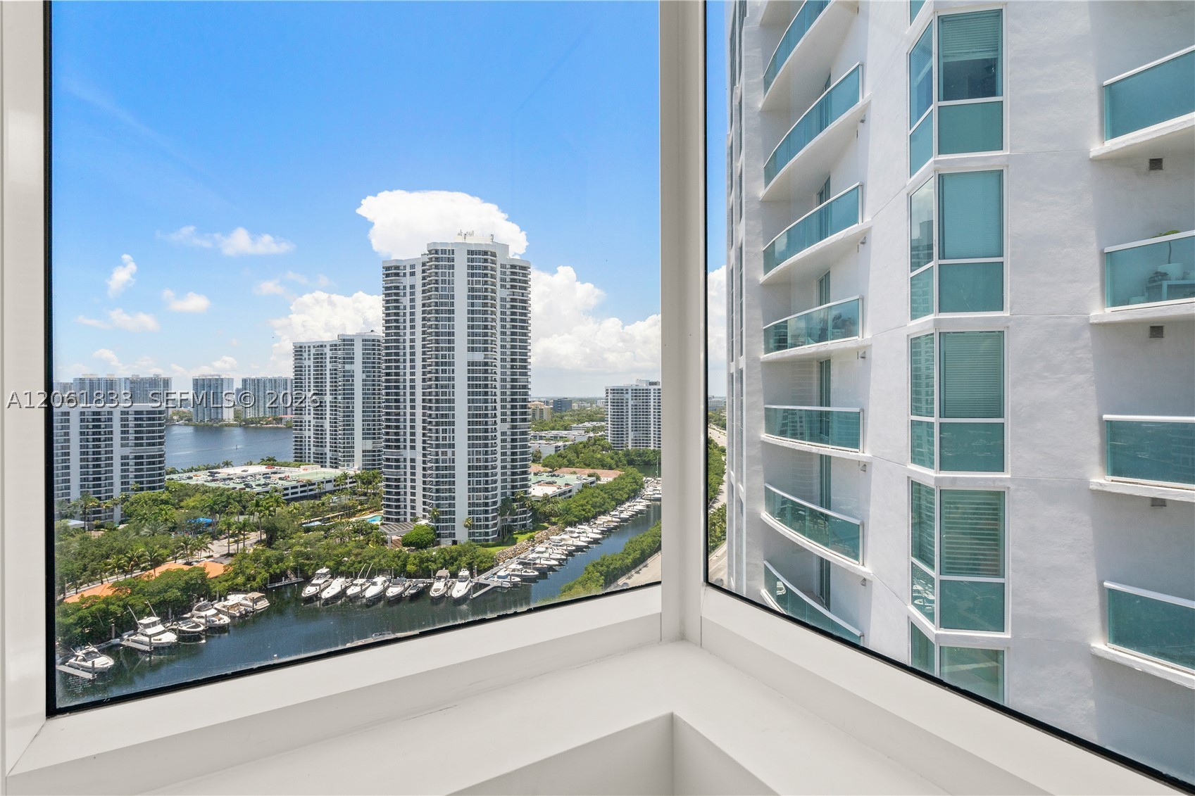 Aventura FL 33180 - A12061833