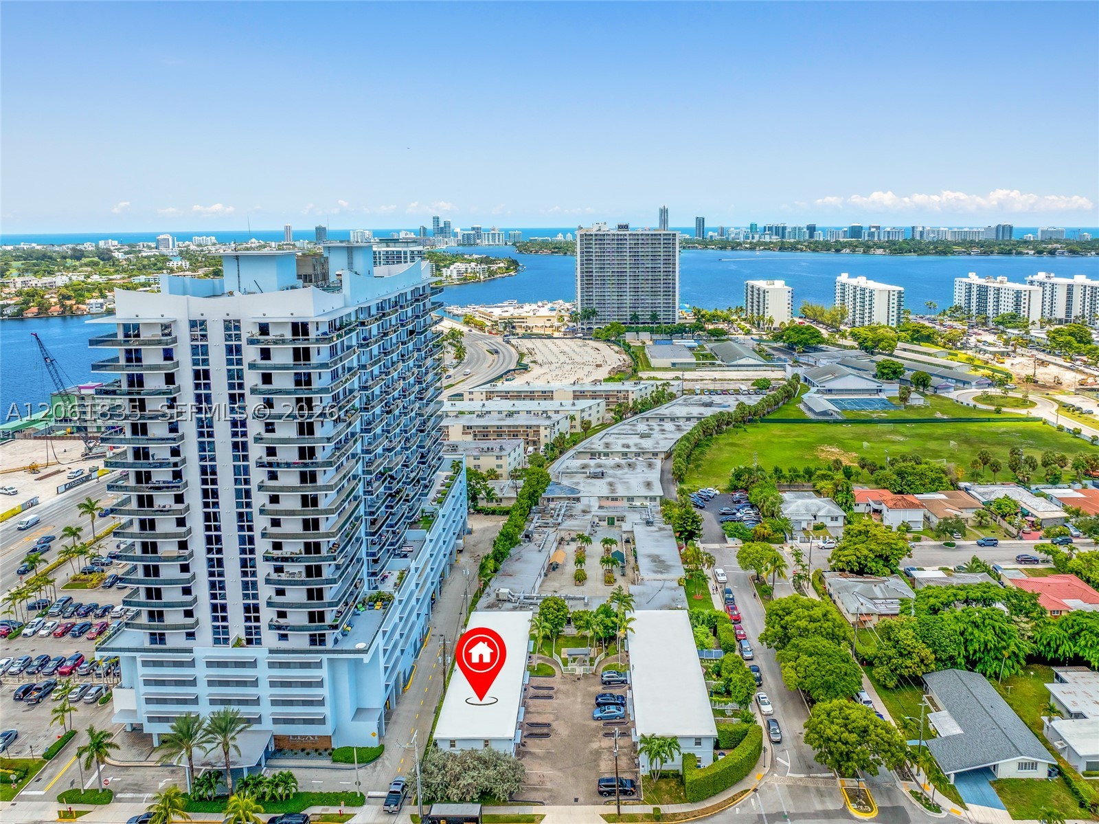 7801 HISPANOLA AV #4, North Bay Village FL 33141