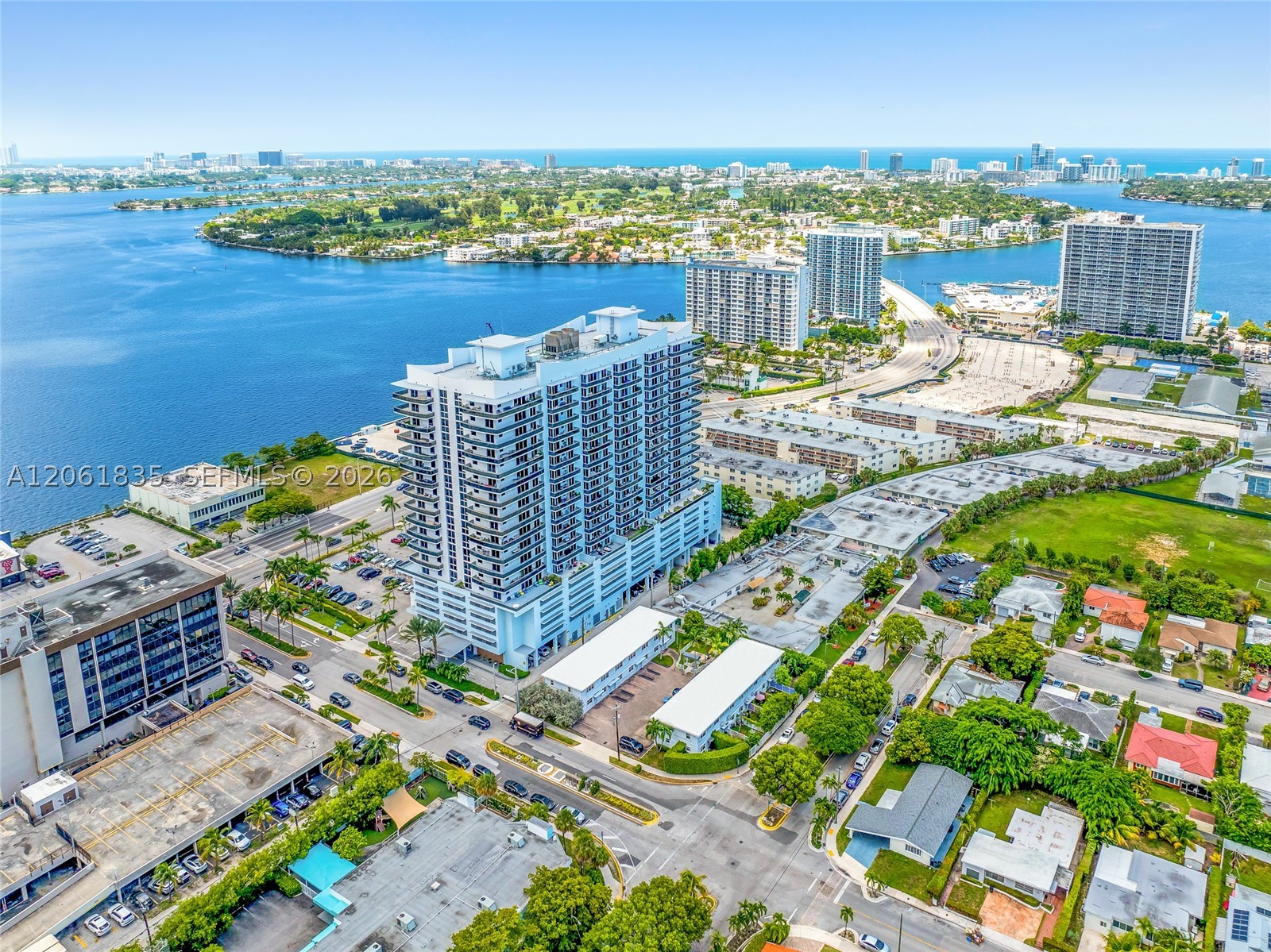 7801 HISPANOLA AV #4, North Bay Village FL 33141