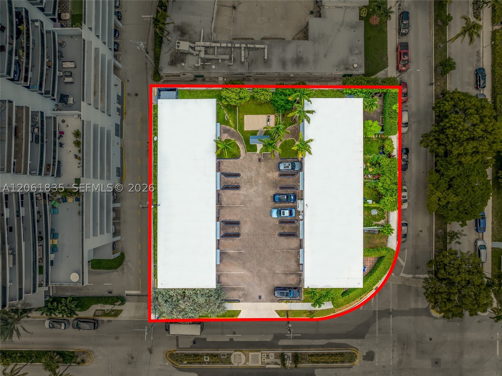 7801 HISPANOLA AV #4, North Bay Village FL 33141