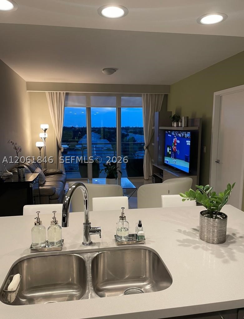 7661 NW 107th Ave #608, Doral FL 33178