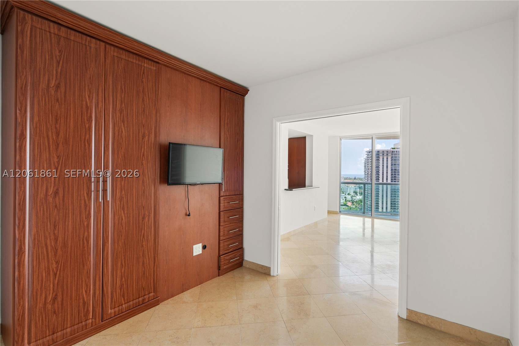 Aventura FL 33180 - A12061861