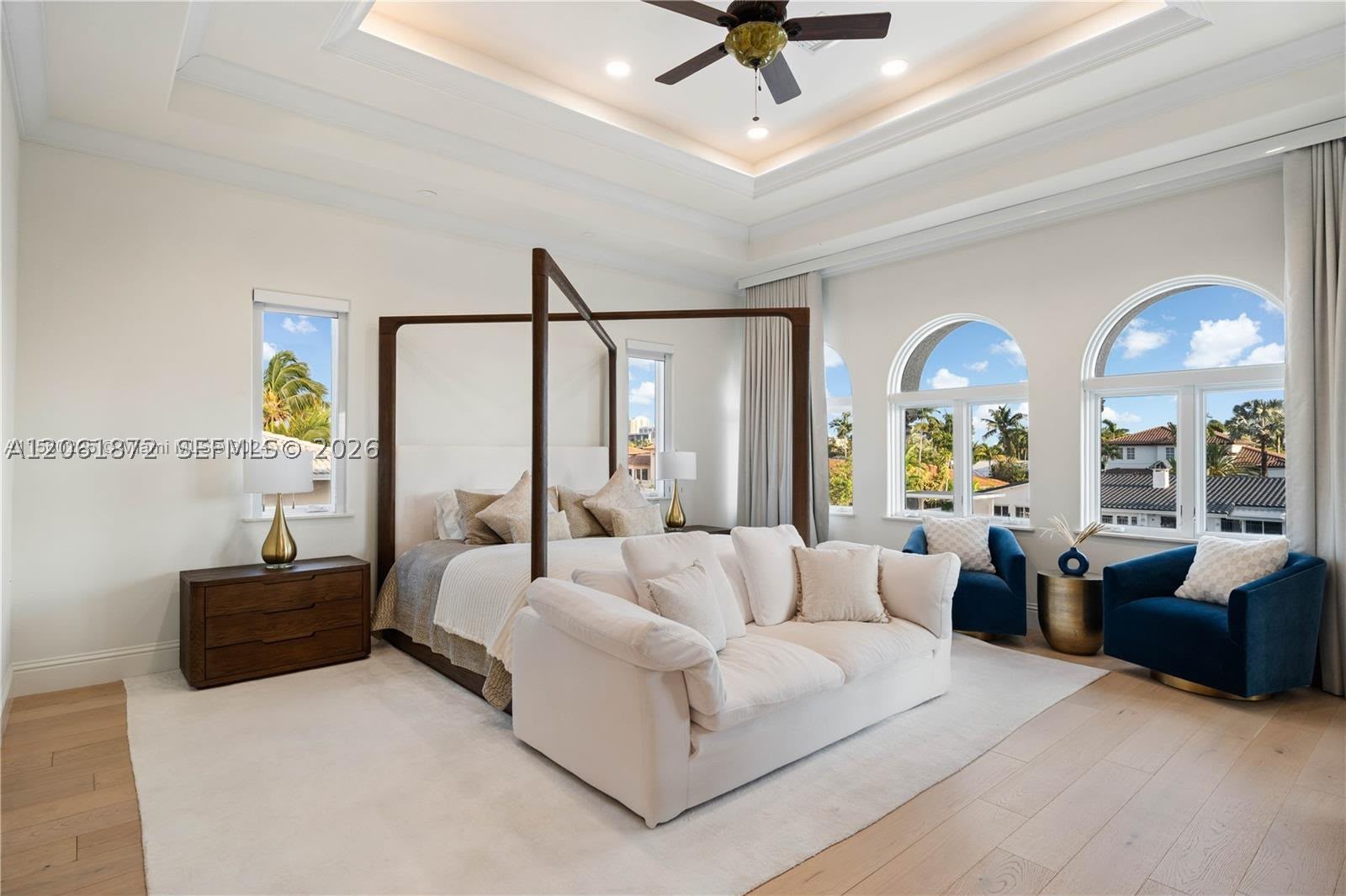 3380 NE 170th St, North Miami Beach FL 33160