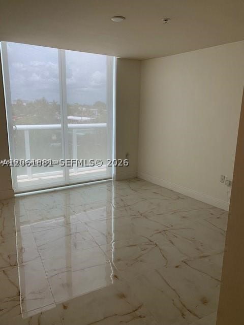2000 Bay Dr #403, Miami Beach FL 33141