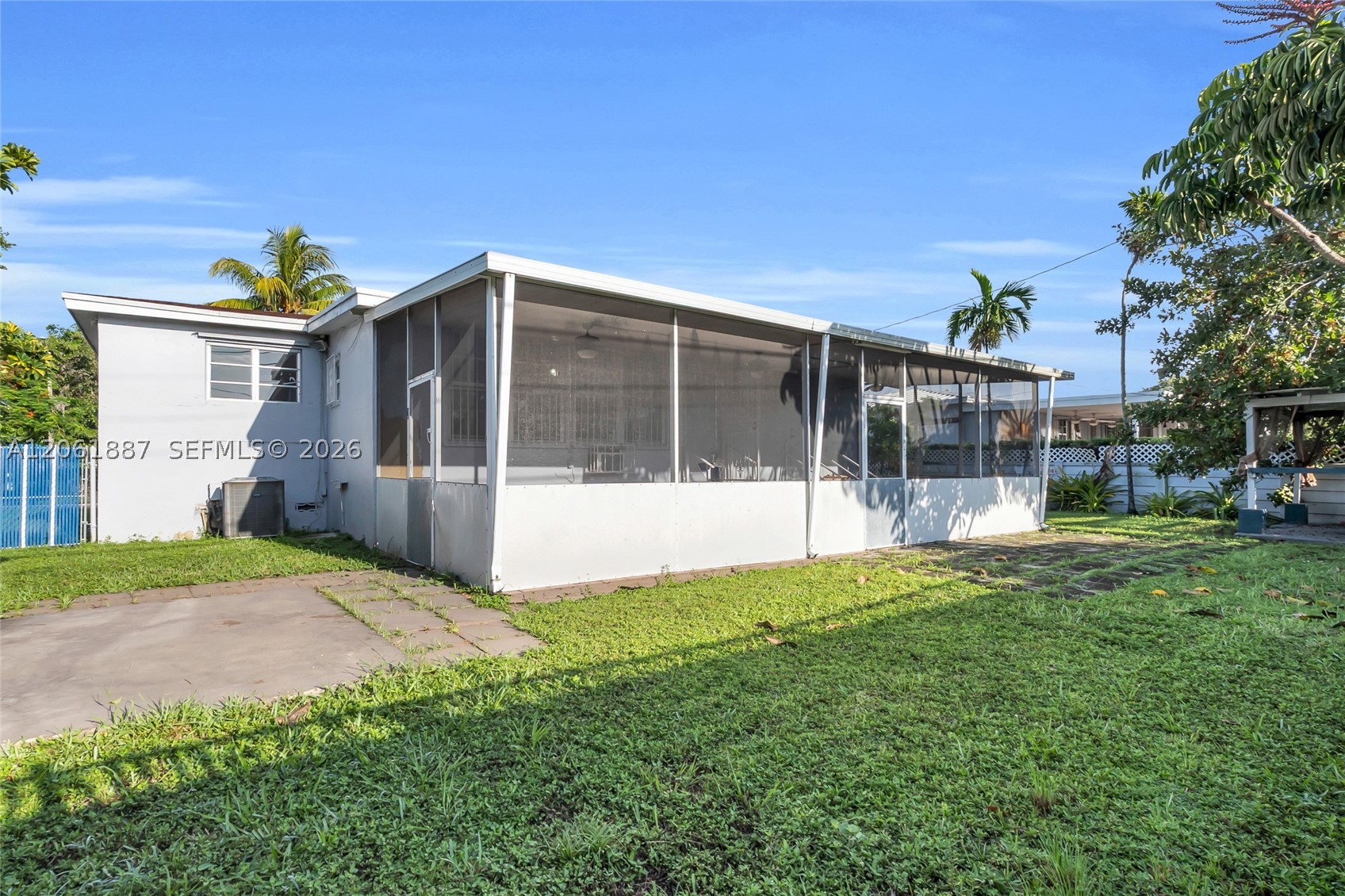 2025 SW 82nd Ct, Miami FL 33155