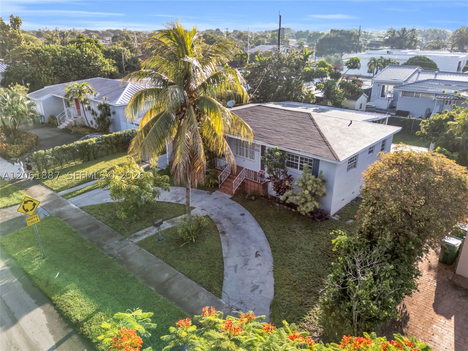 2025 SW 82nd Ct, Miami FL 33155