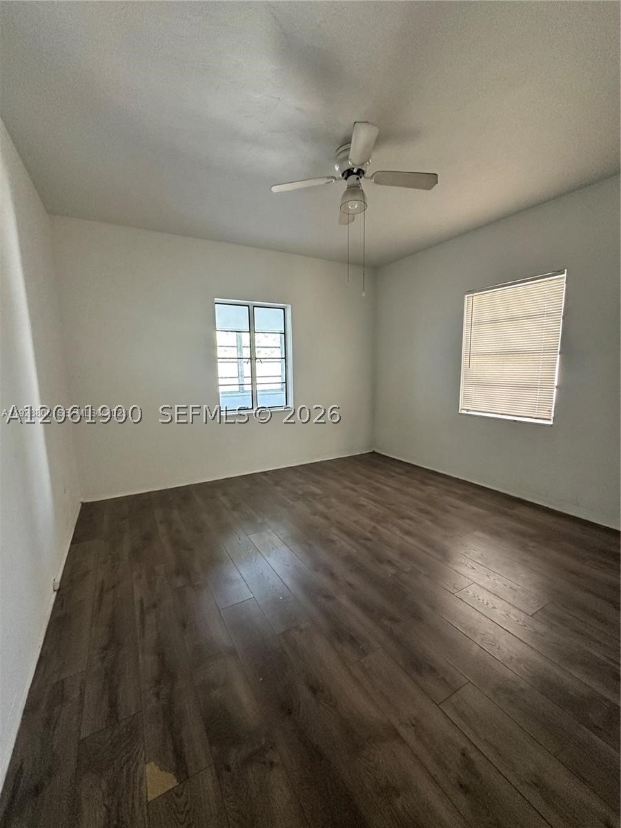 1836 NW 33rd St, Miami FL 33142