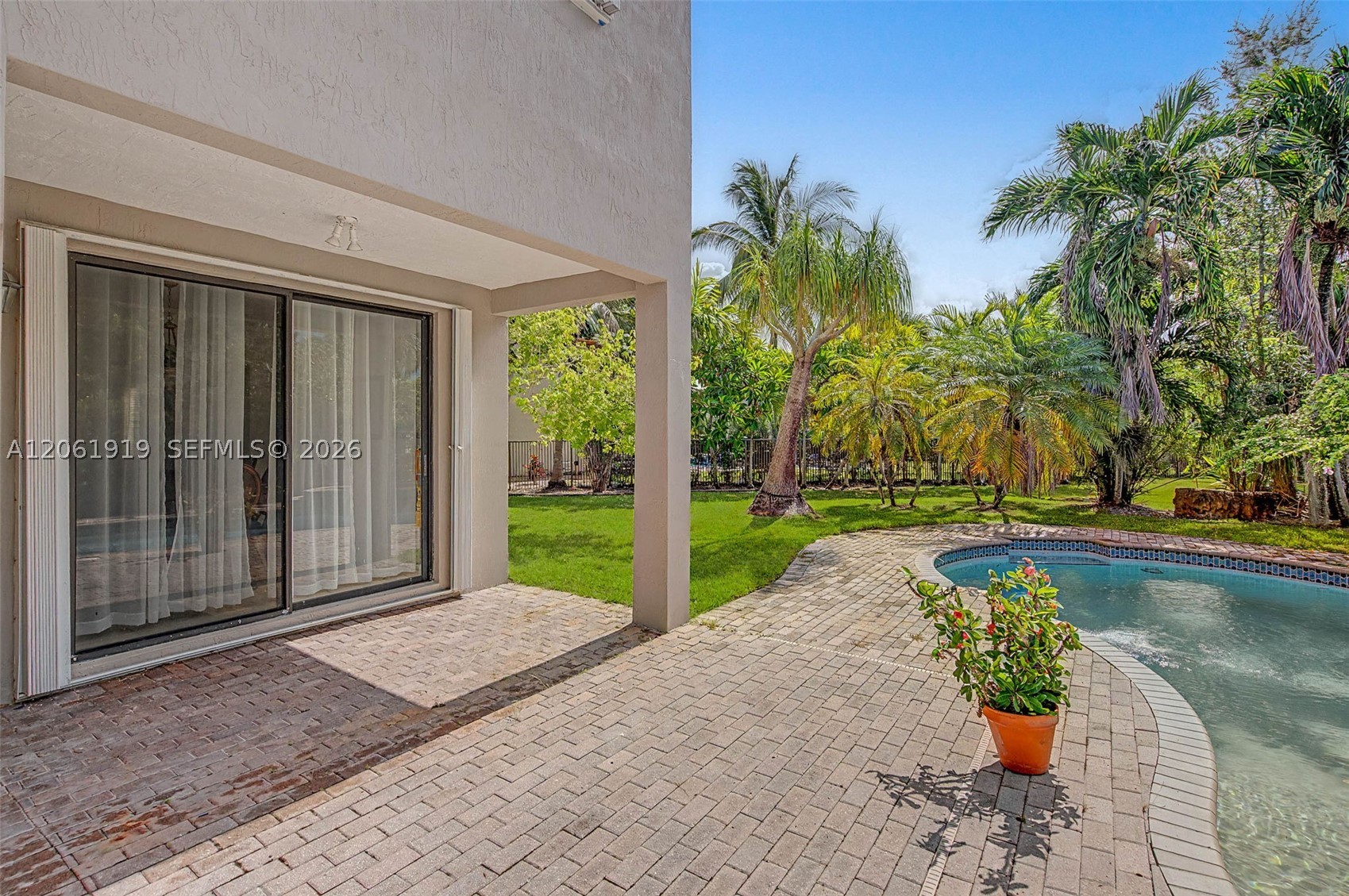 7926 SW 195th Ter, Cutler Bay FL 33157