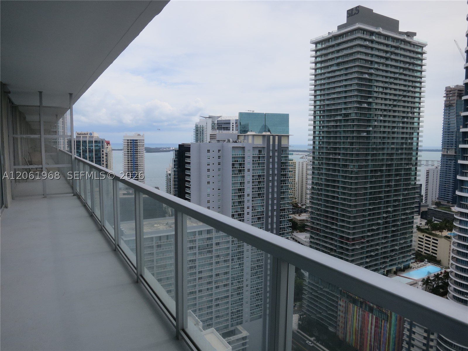 79 SW 12th St #UPH4001-S, Miami FL 33130
