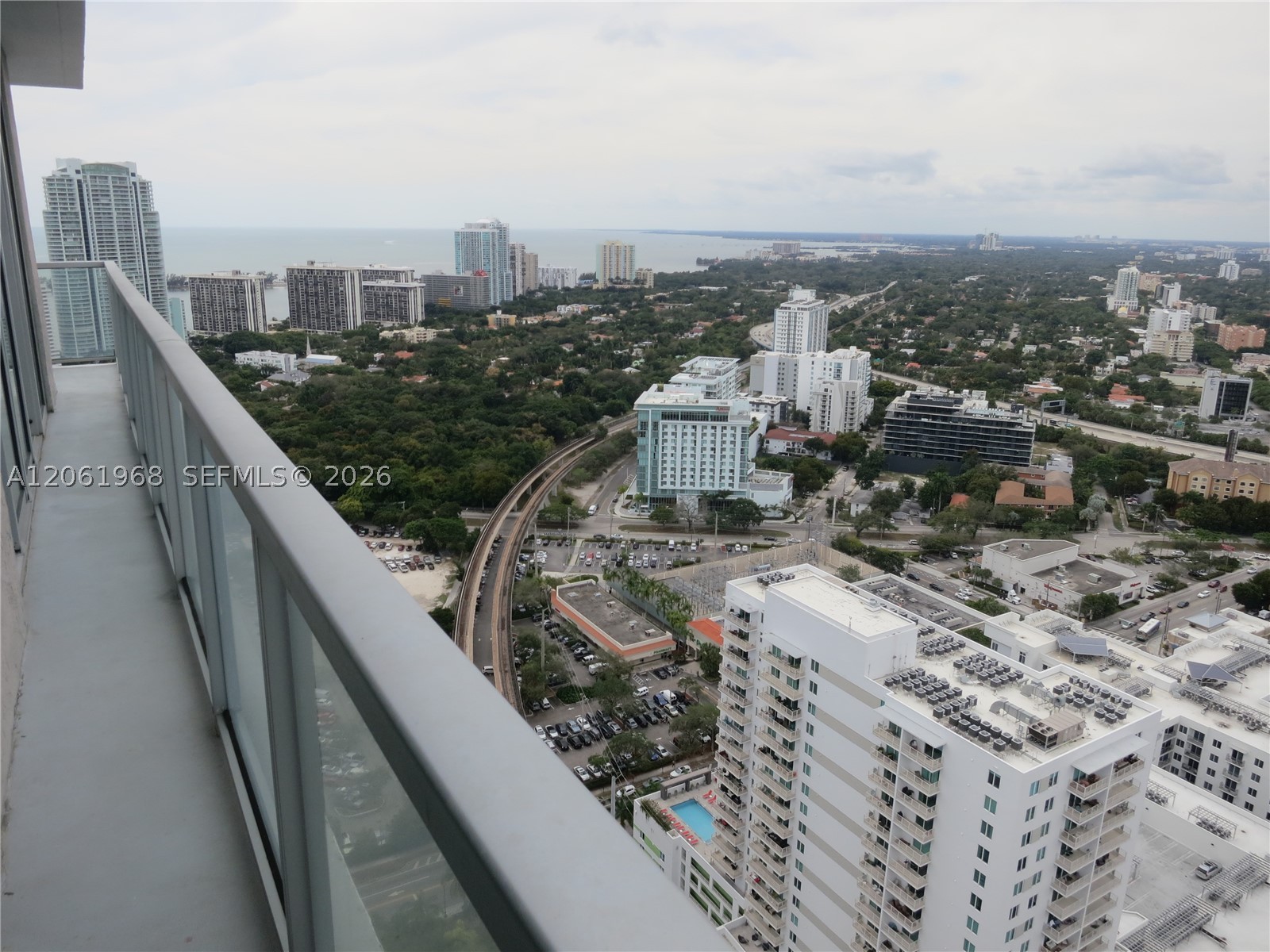 79 SW 12th St #UPH4001-S, Miami FL 33130