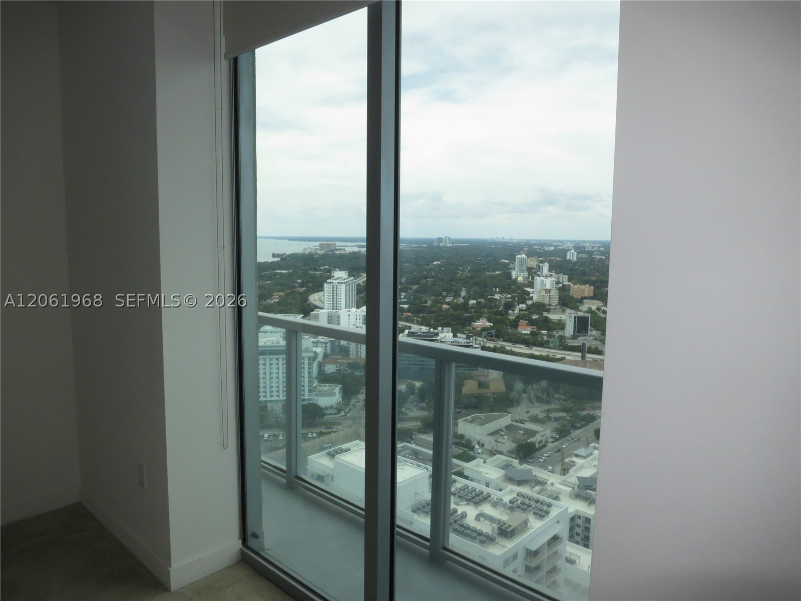 79 SW 12th St #UPH4001-S, Miami FL 33130