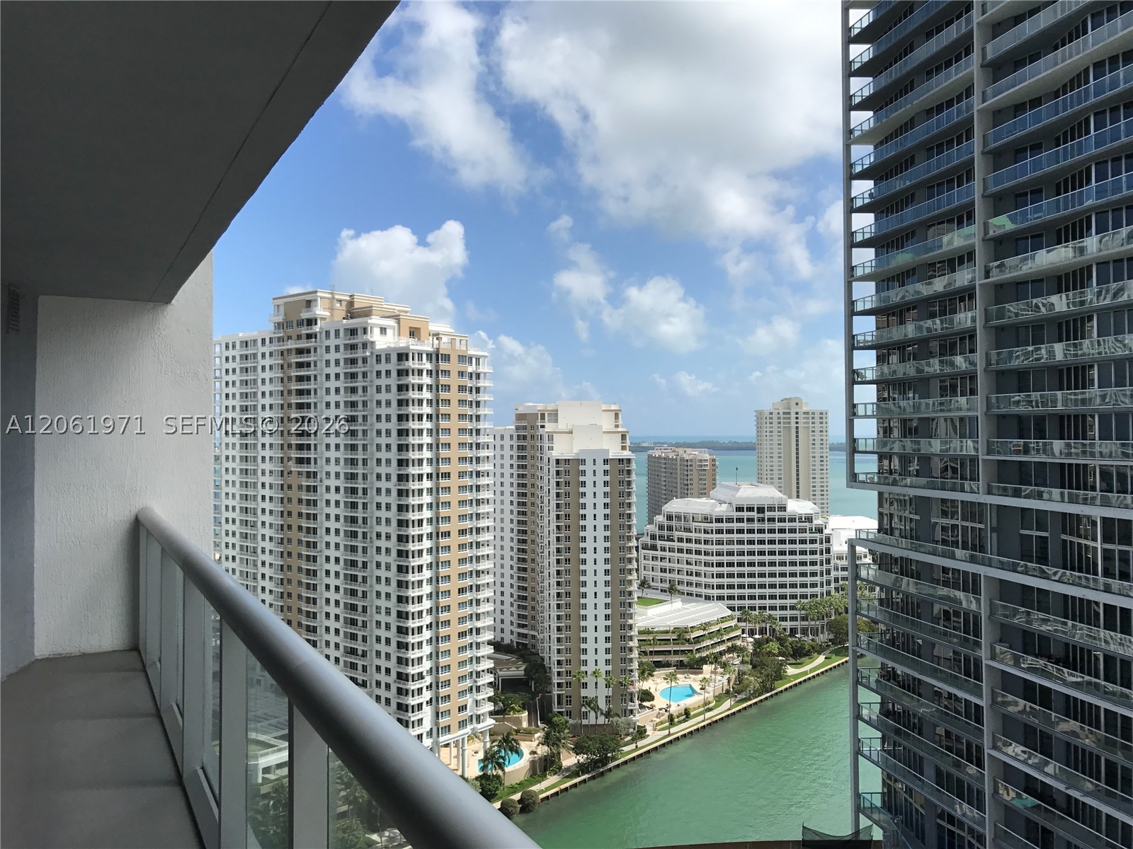 475 Brickell Ave #2411, Miami FL 33131