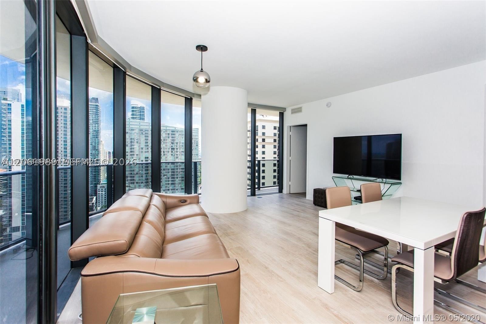 55 SW 9th St #2903, Miami FL 33130