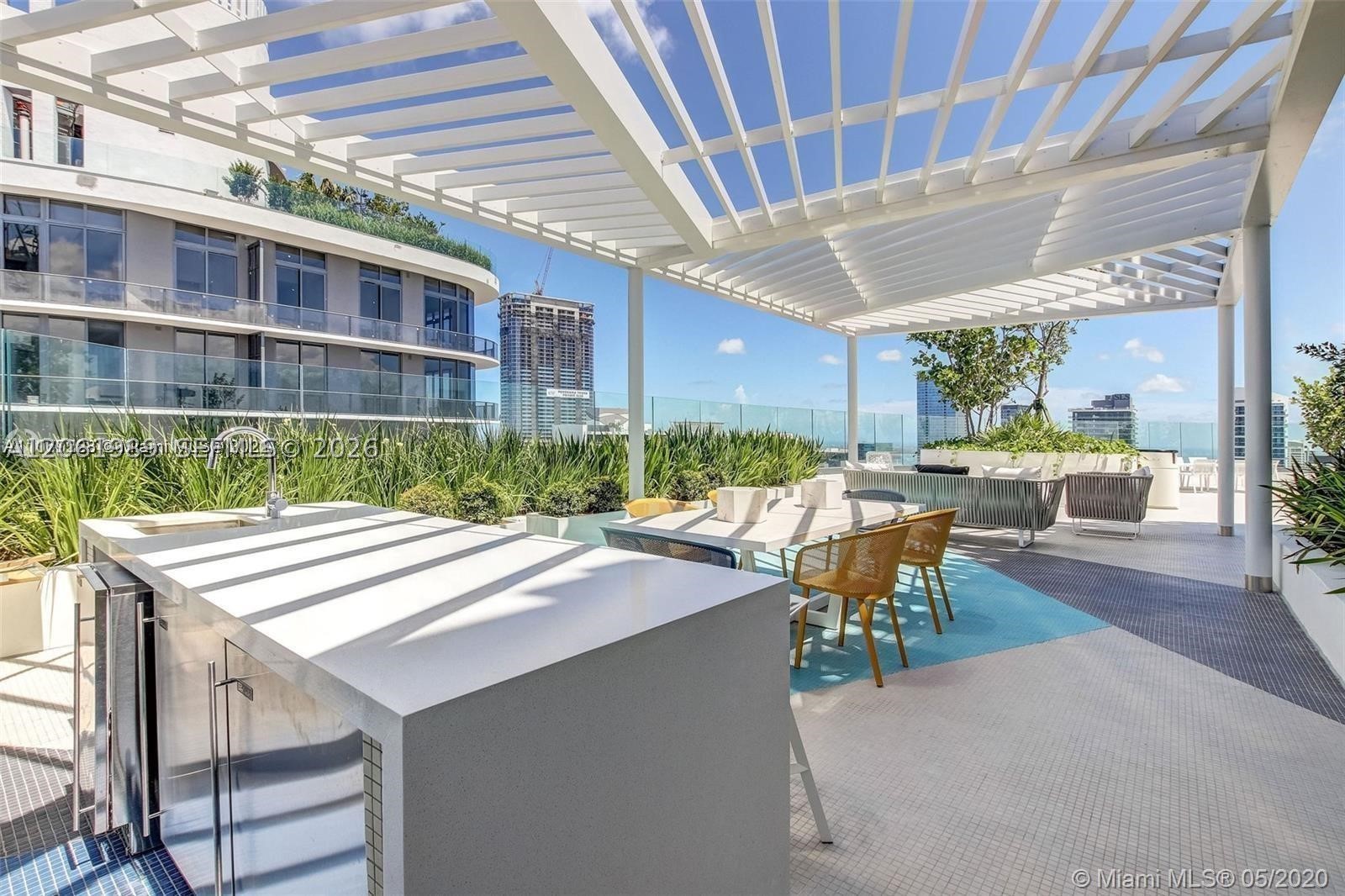 55 SW 9th St #2903, Miami FL 33130
