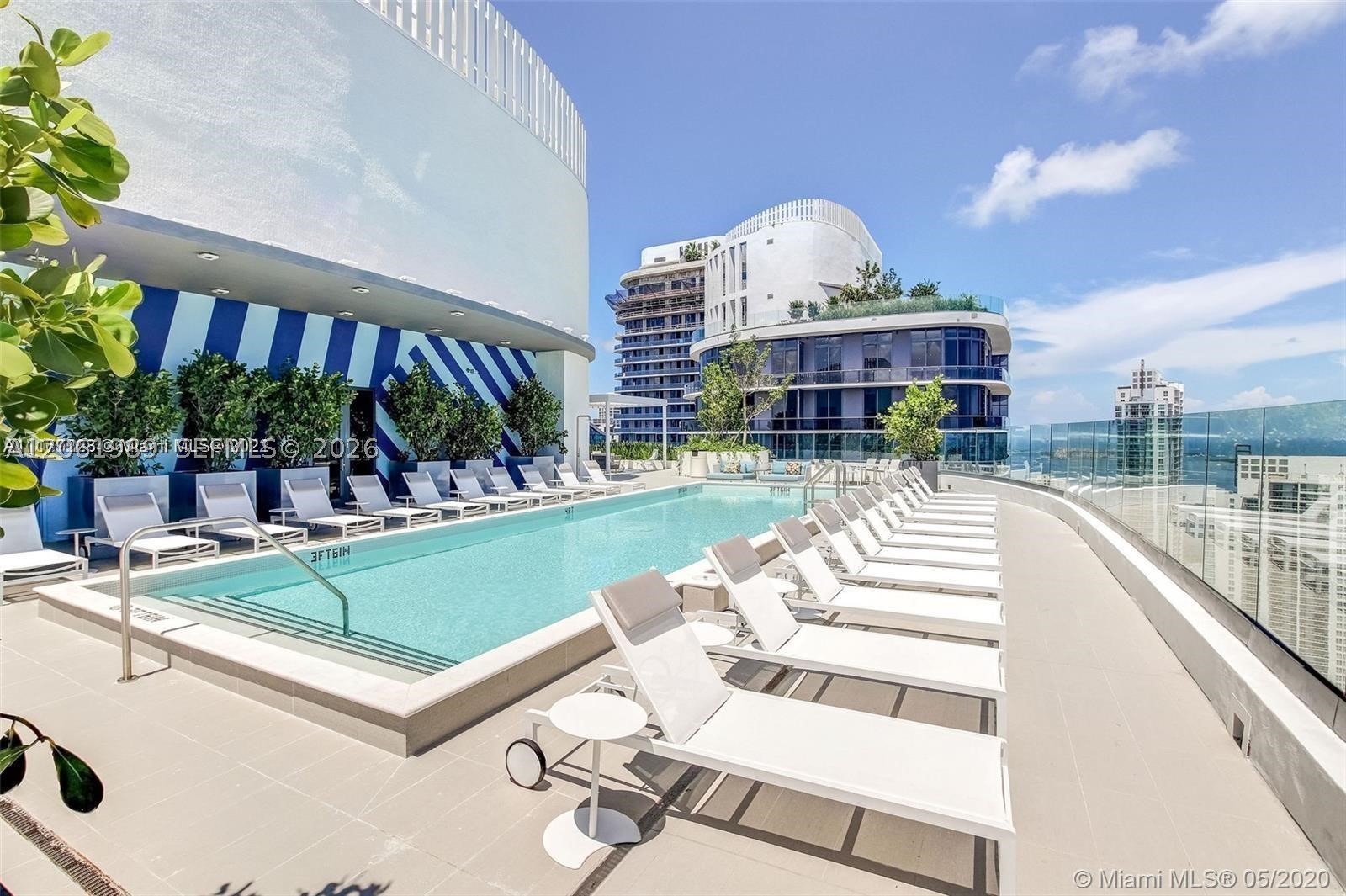 55 SW 9th St #2903, Miami FL 33130