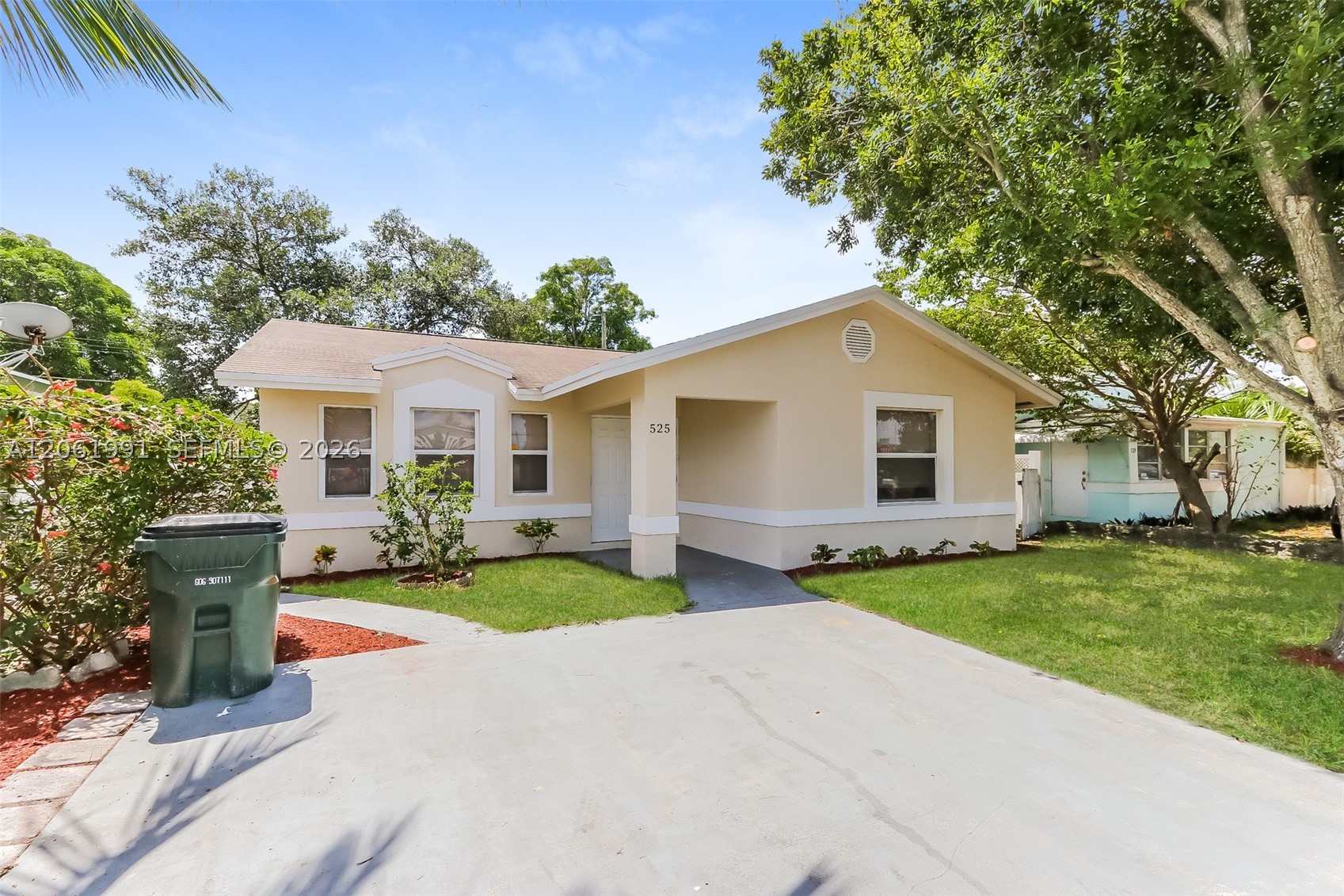 525 20th Ave N, Lake Worth FL 33460