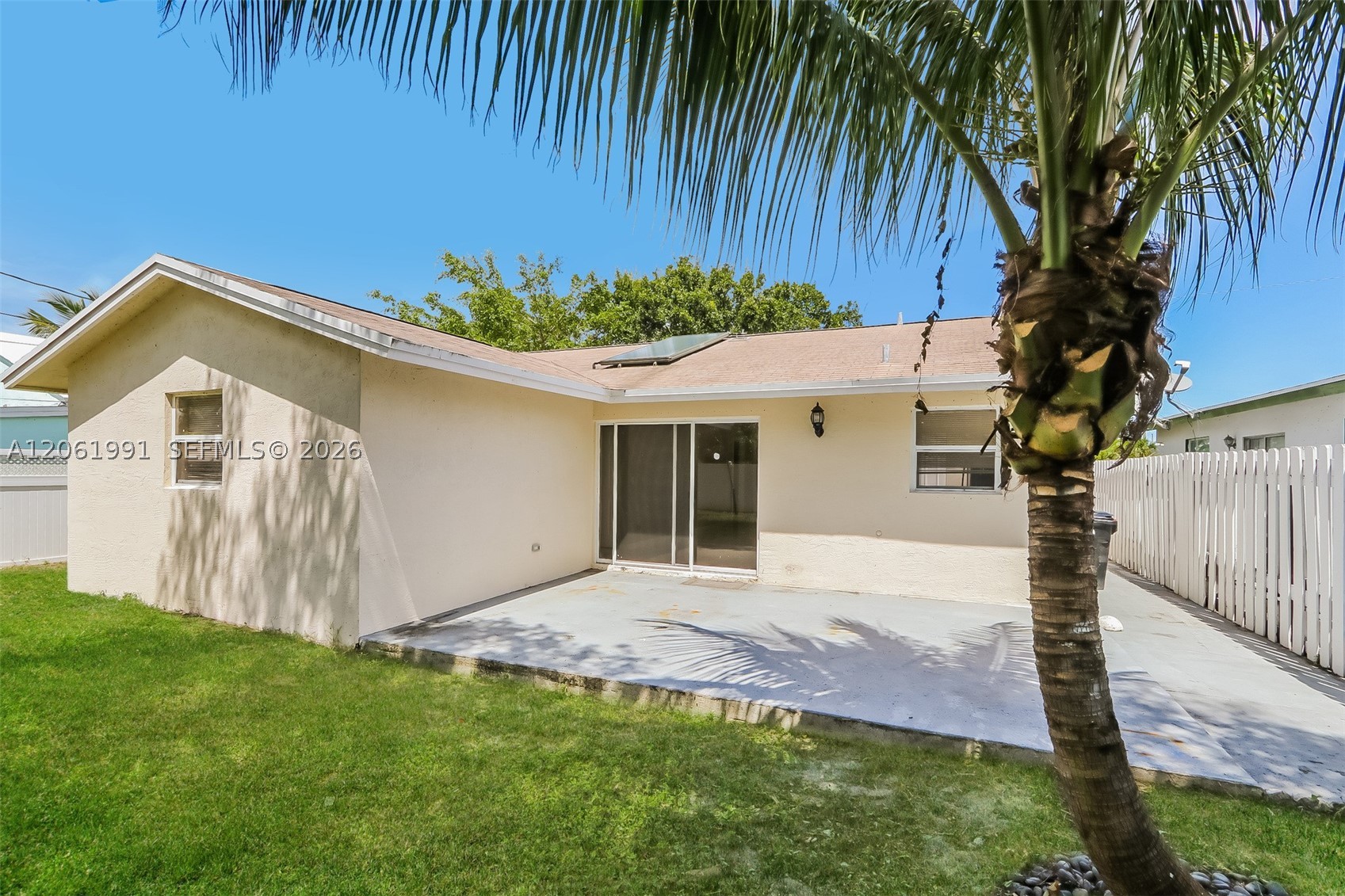 525 20th Ave N, Lake Worth FL 33460
