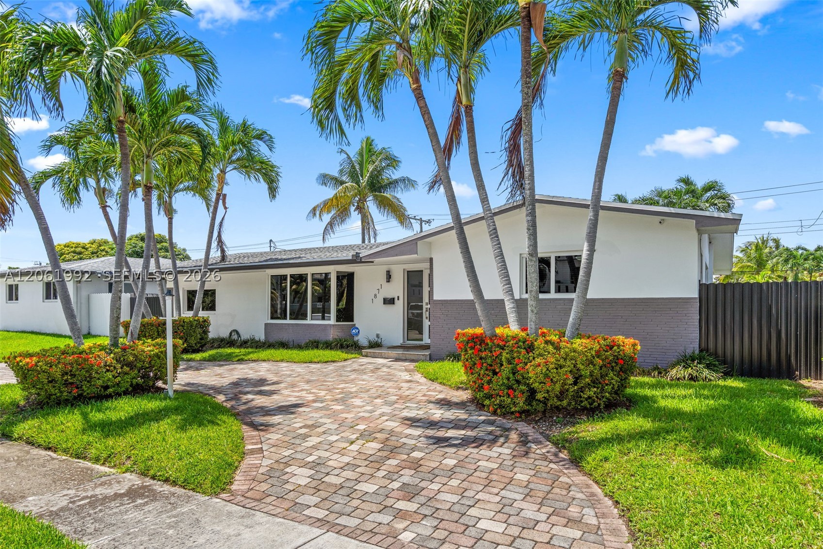 1871 NE 186th St, North Miami Beach FL 33179