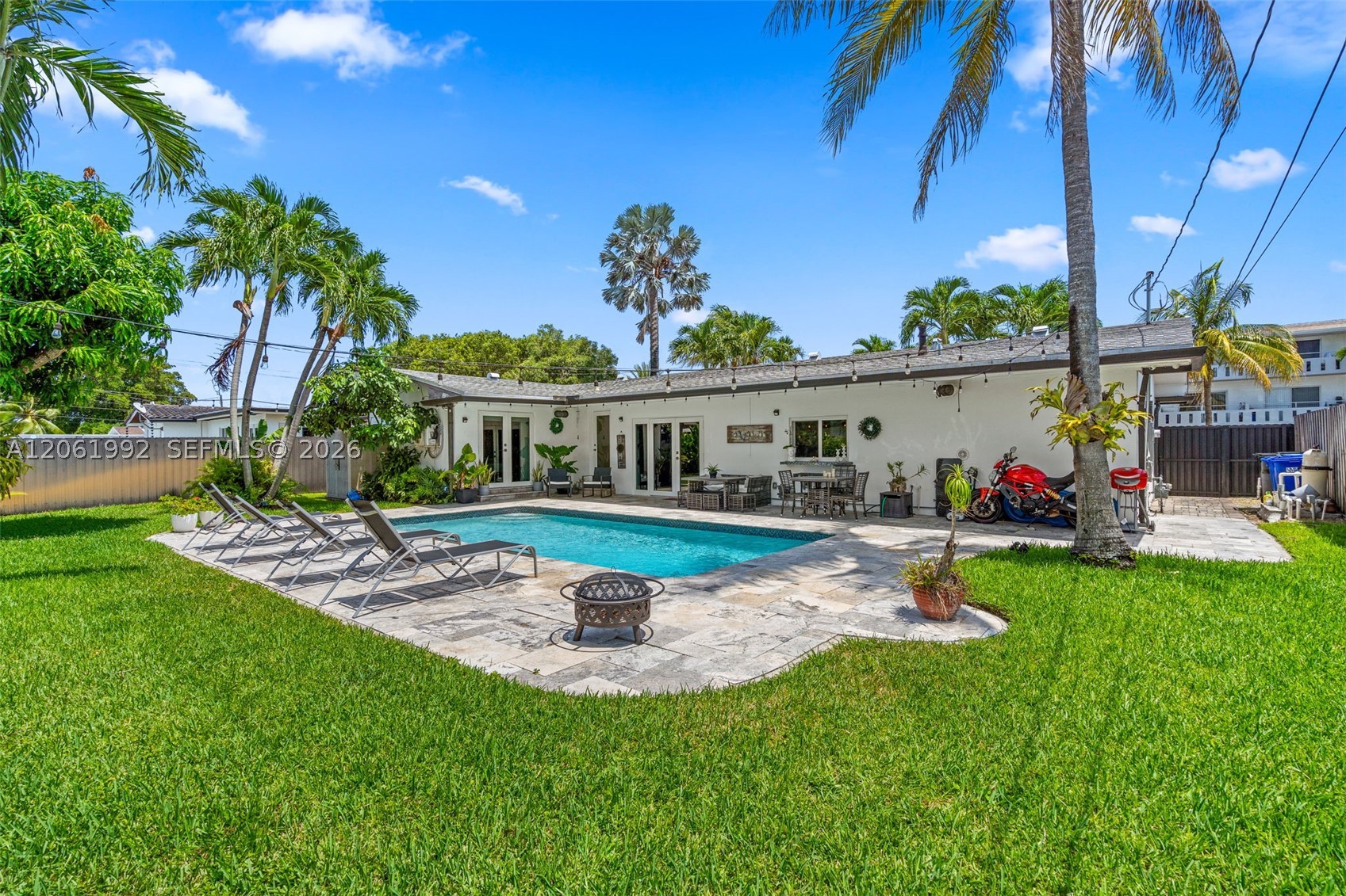 1871 NE 186th St, North Miami Beach FL 33179
