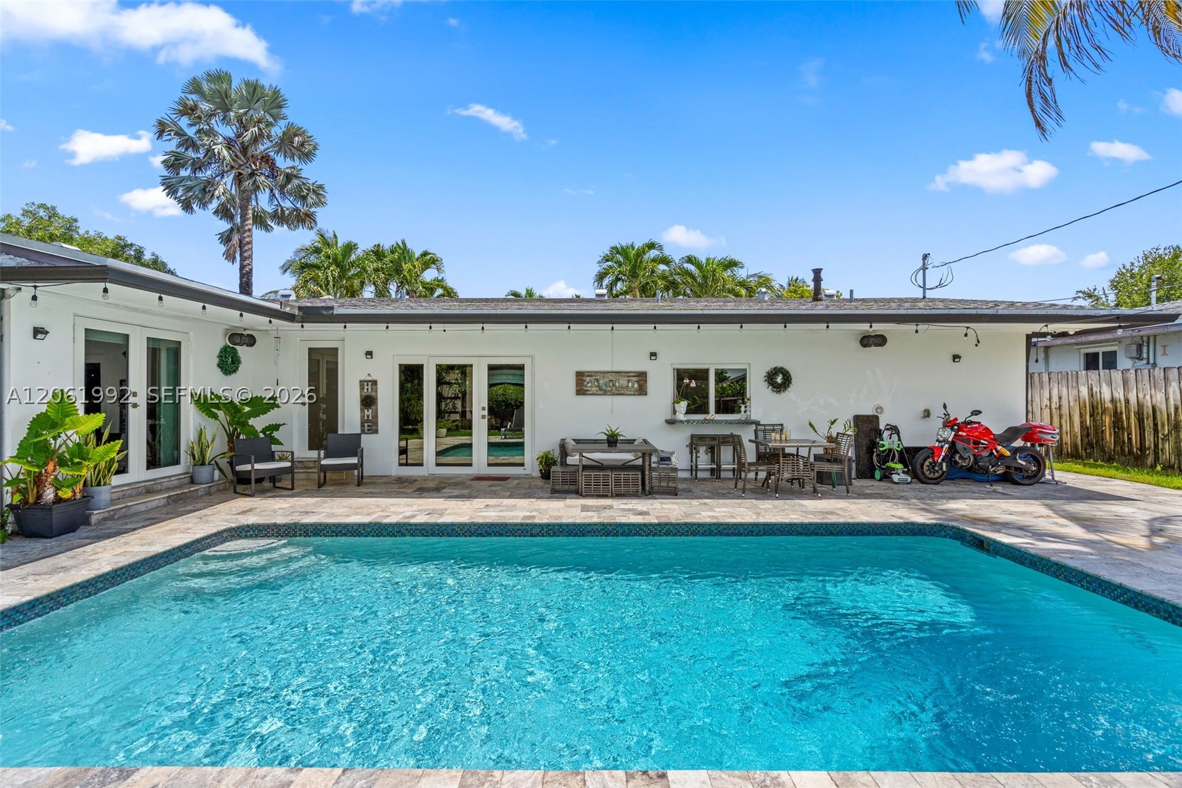 1871 NE 186th St, North Miami Beach FL 33179