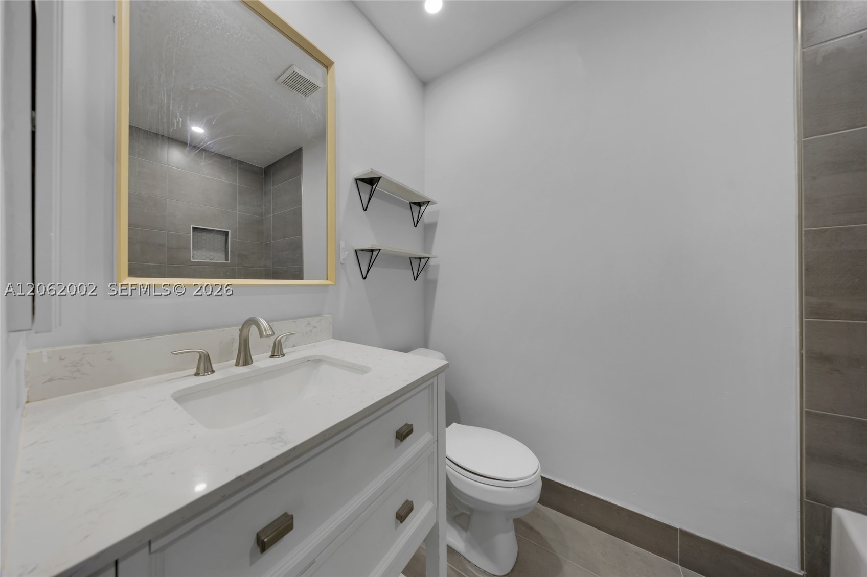 4300 NW 30th St #341, Coconut Creek FL 33066