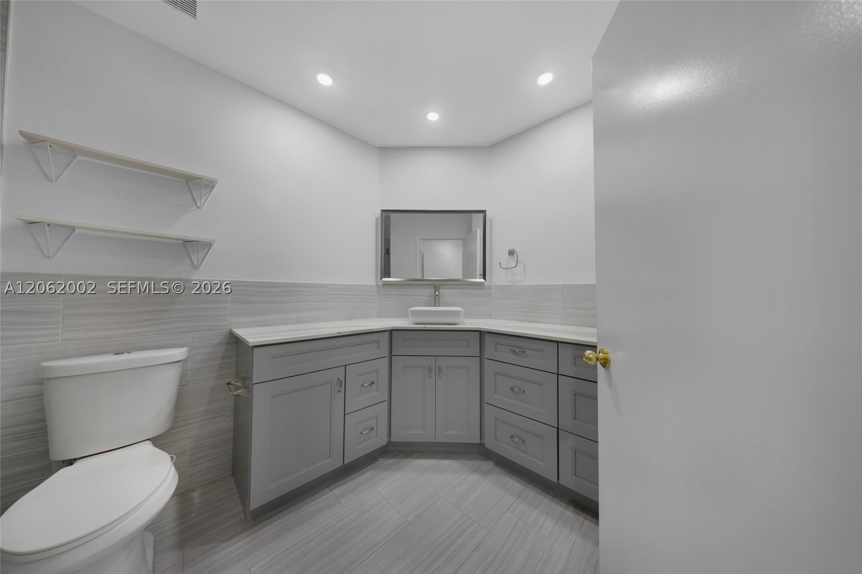 4300 NW 30th St #341, Coconut Creek FL 33066