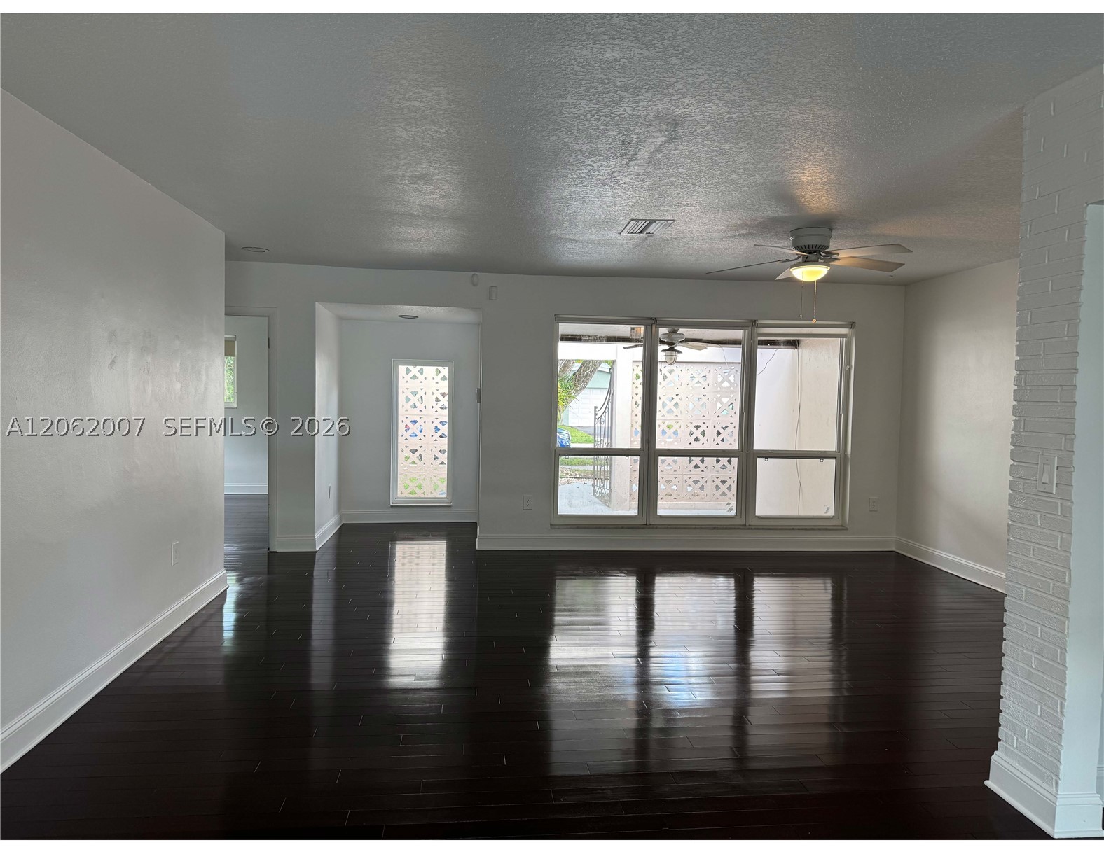 5320 SW 89th Ave, Cooper City FL 33328