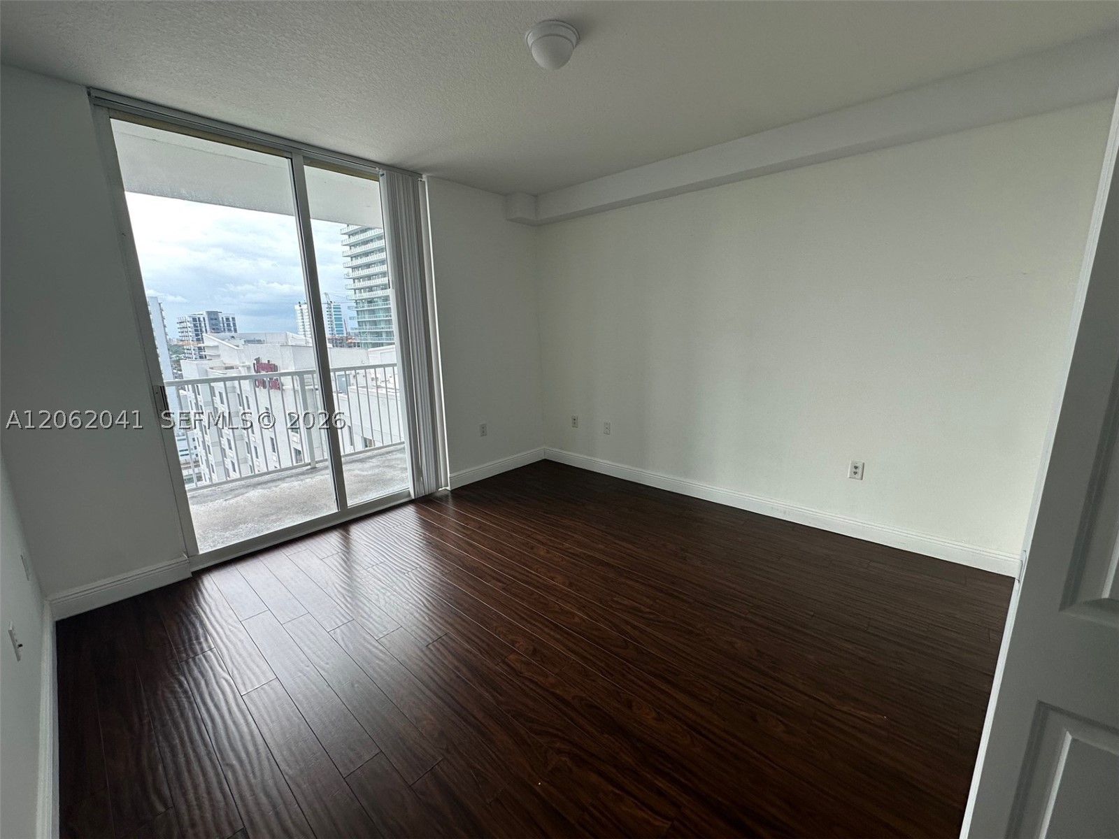 1250 S Miami Ave #1609, Miami FL 33130