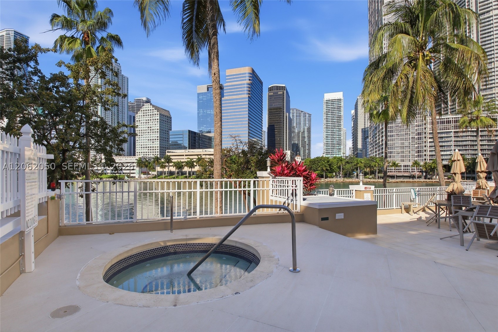 701 Brickell Key Blvd #610, Miami FL 33131