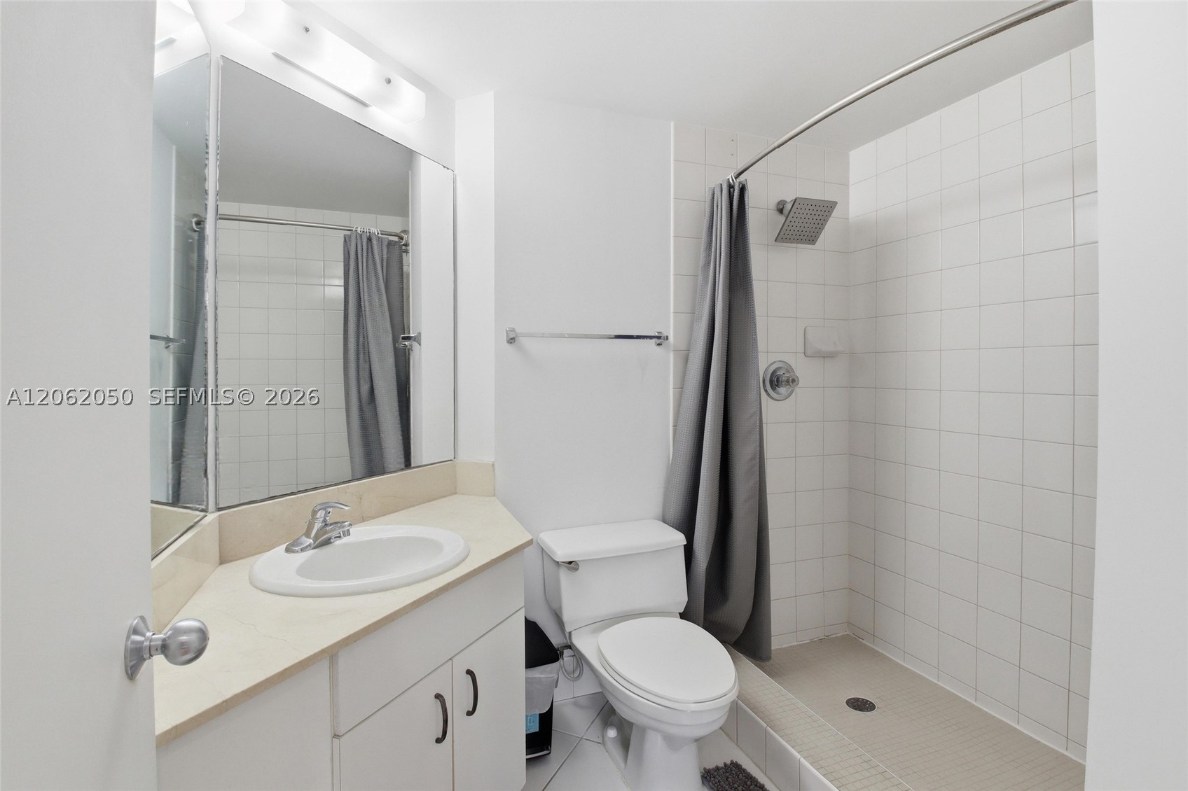 701 Brickell Key Blvd #610, Miami FL 33131