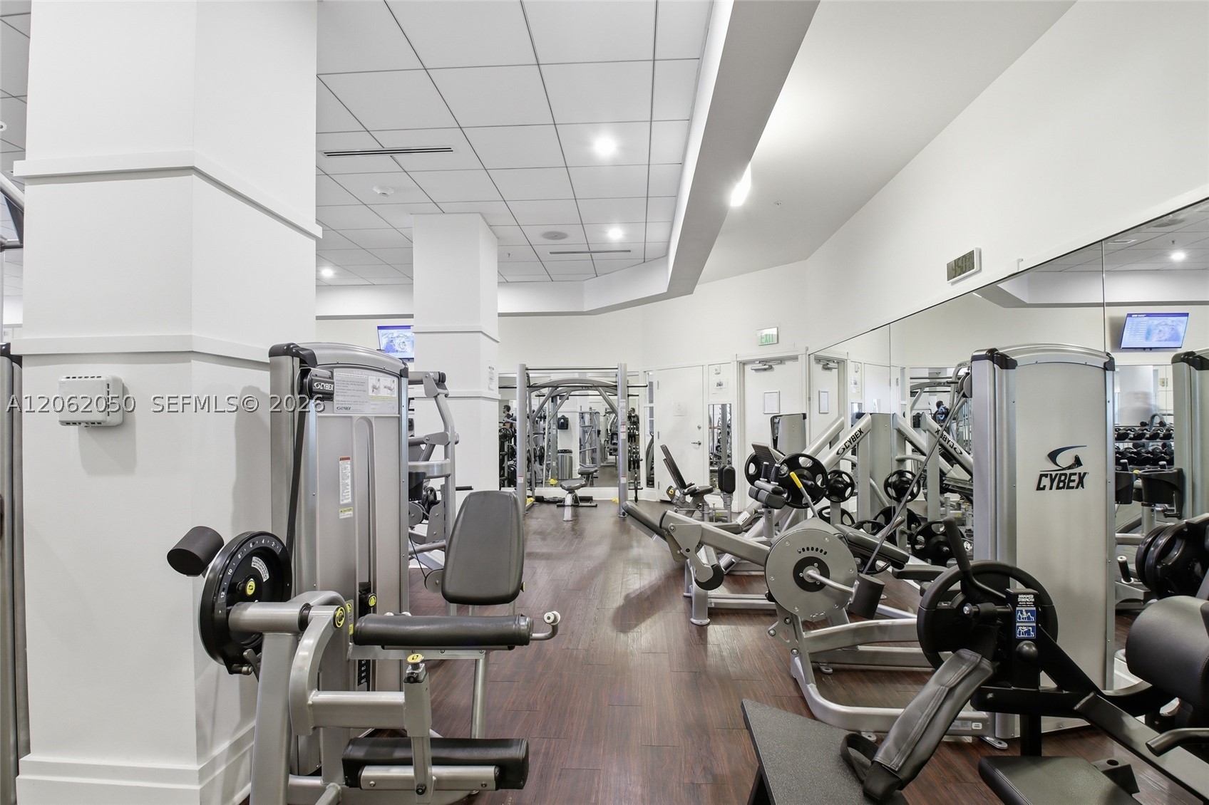 701 Brickell Key Blvd #610, Miami FL 33131