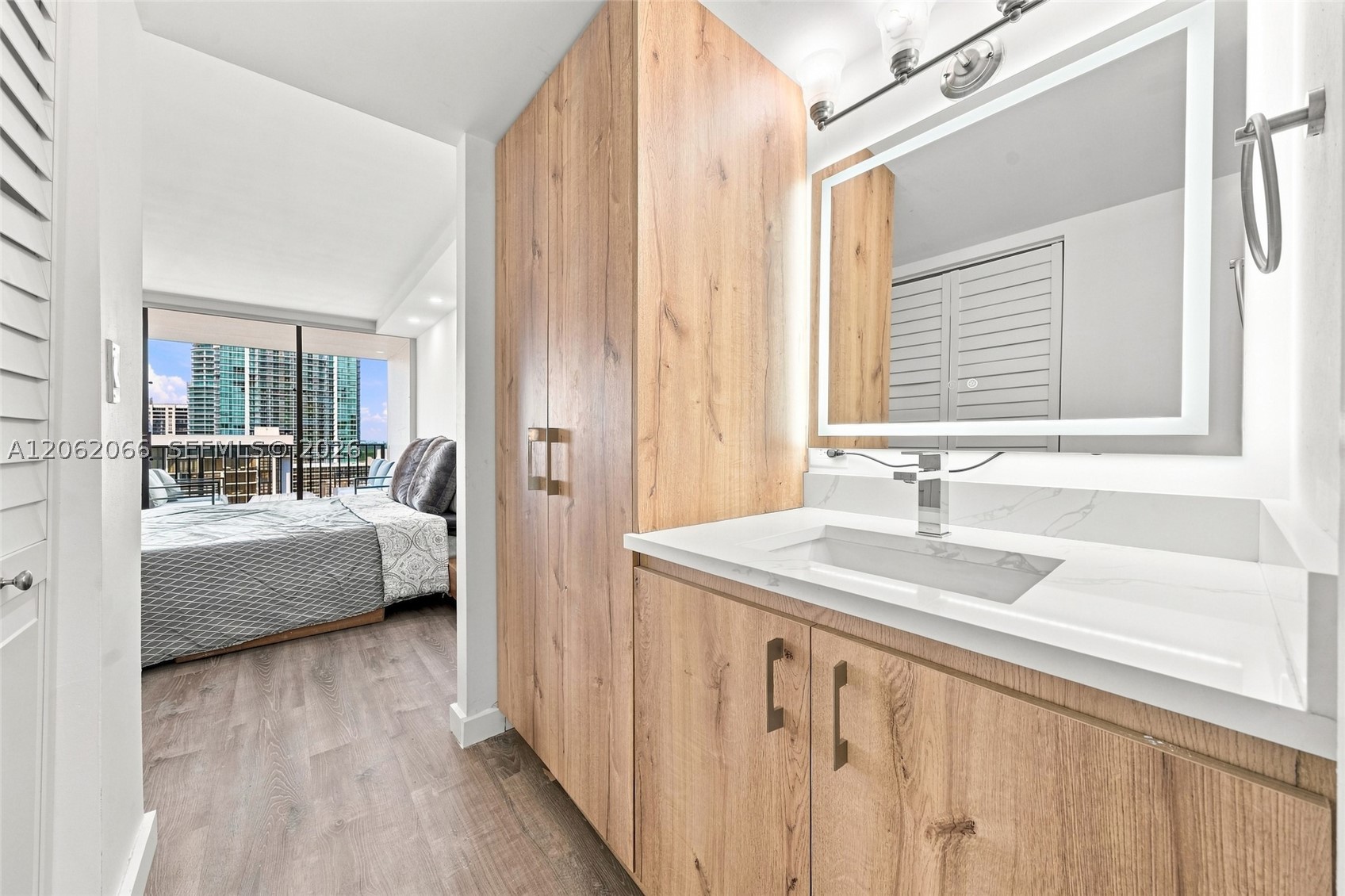 1901 Brickell Ave #B2402, Miami FL 33129