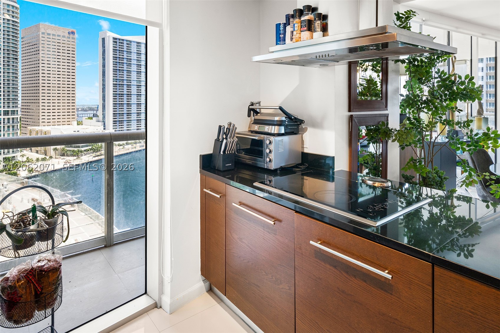 495 Brickell Ave #1802, Miami FL 33131