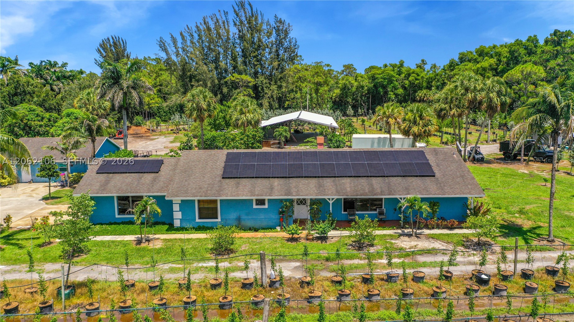 2587 E Rd, Loxahatchee FL 33470