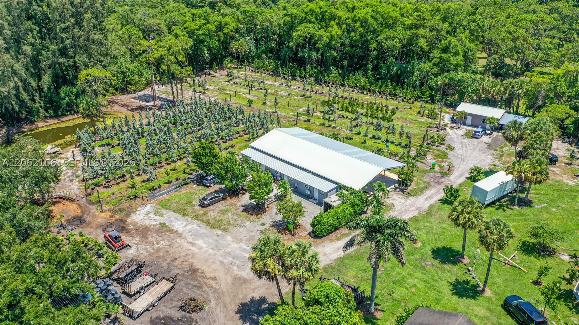 2587 E Rd, Loxahatchee FL 33470