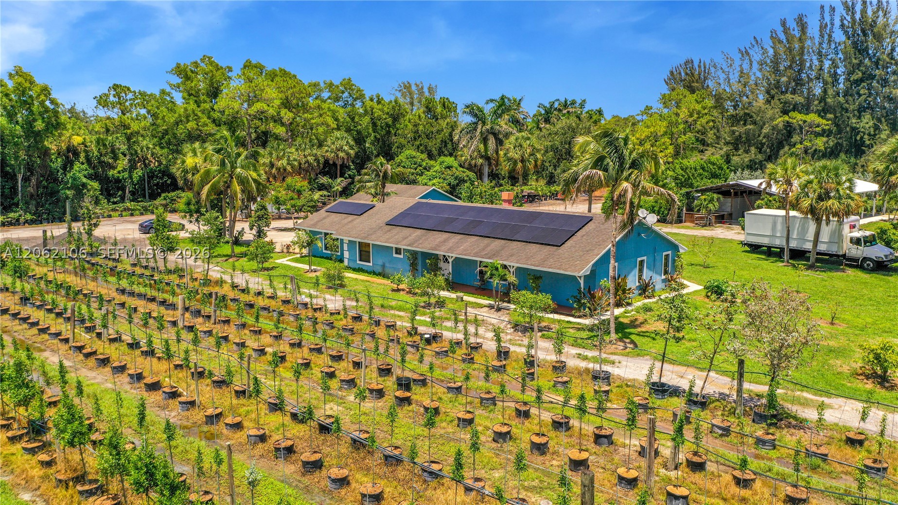 2587 E Rd, Loxahatchee FL 33470