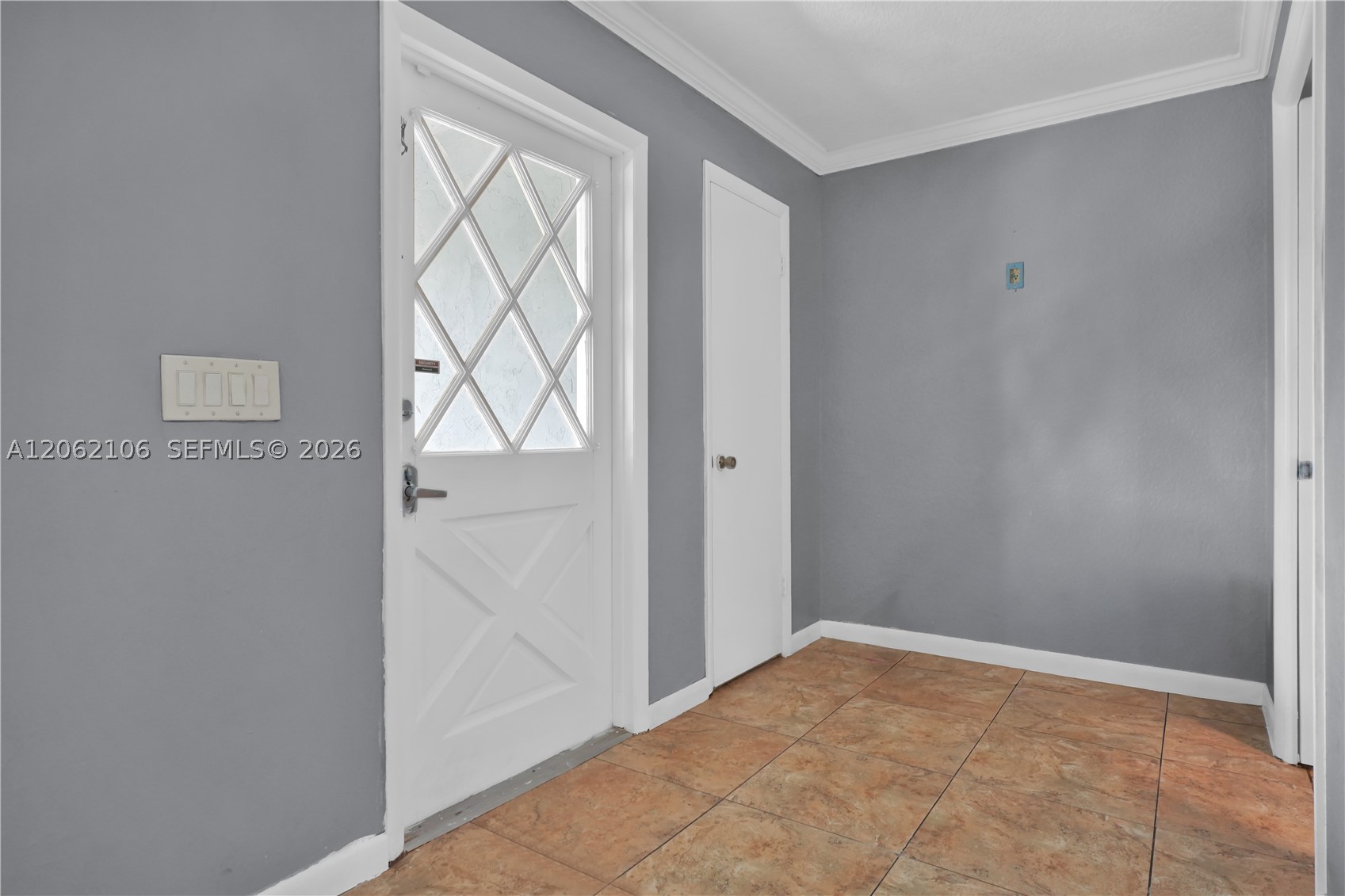 2587 E Rd, Loxahatchee FL 33470