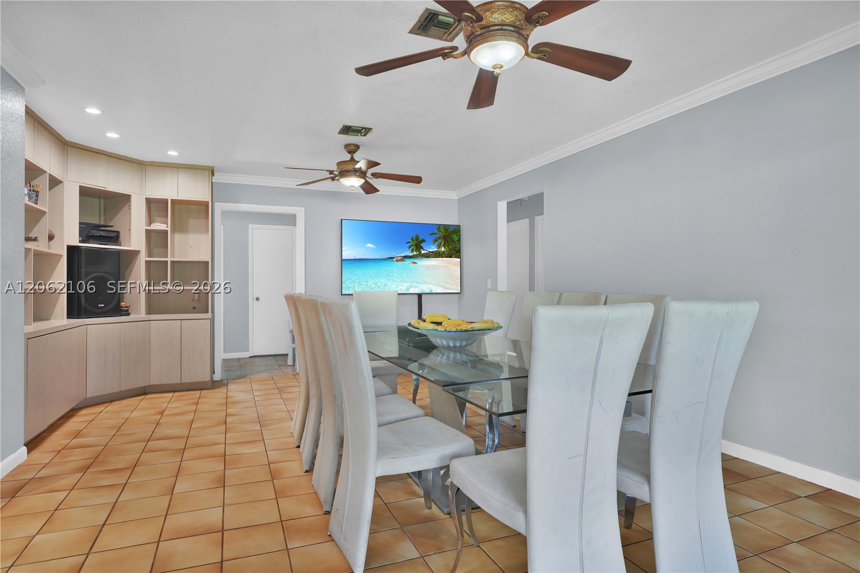 2587 E Rd, Loxahatchee FL 33470