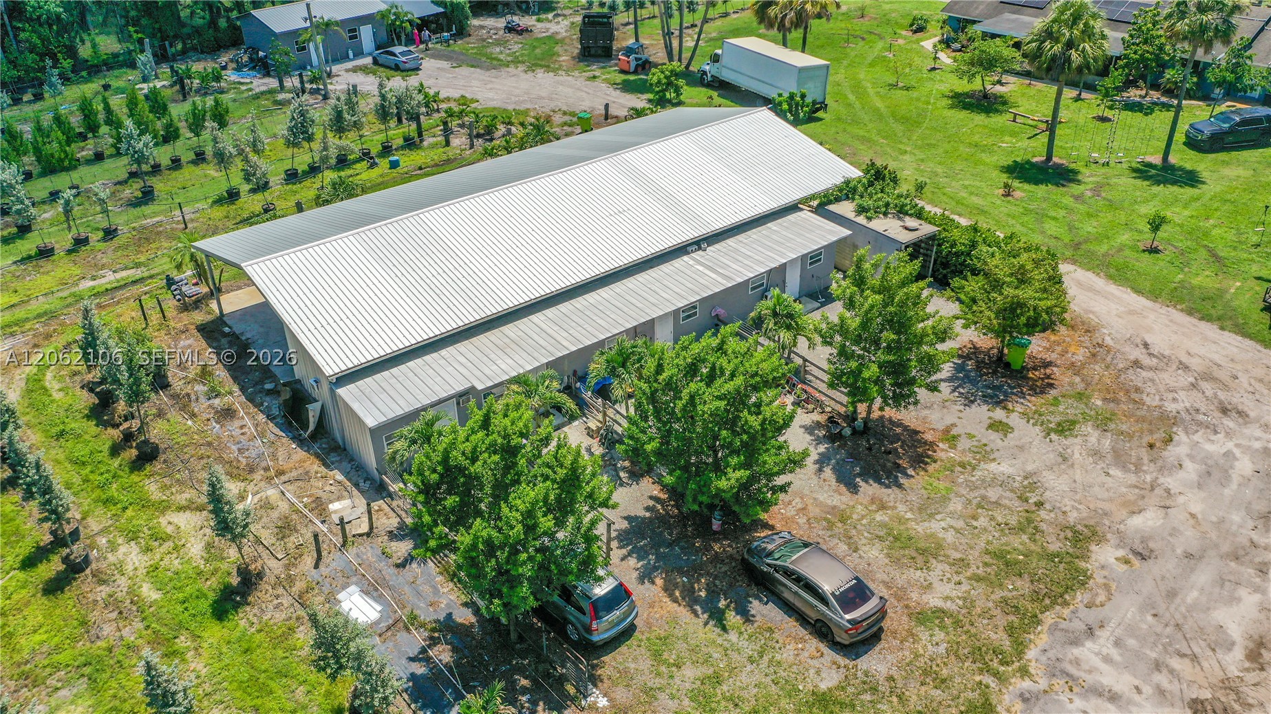 2587 E Rd, Loxahatchee FL 33470