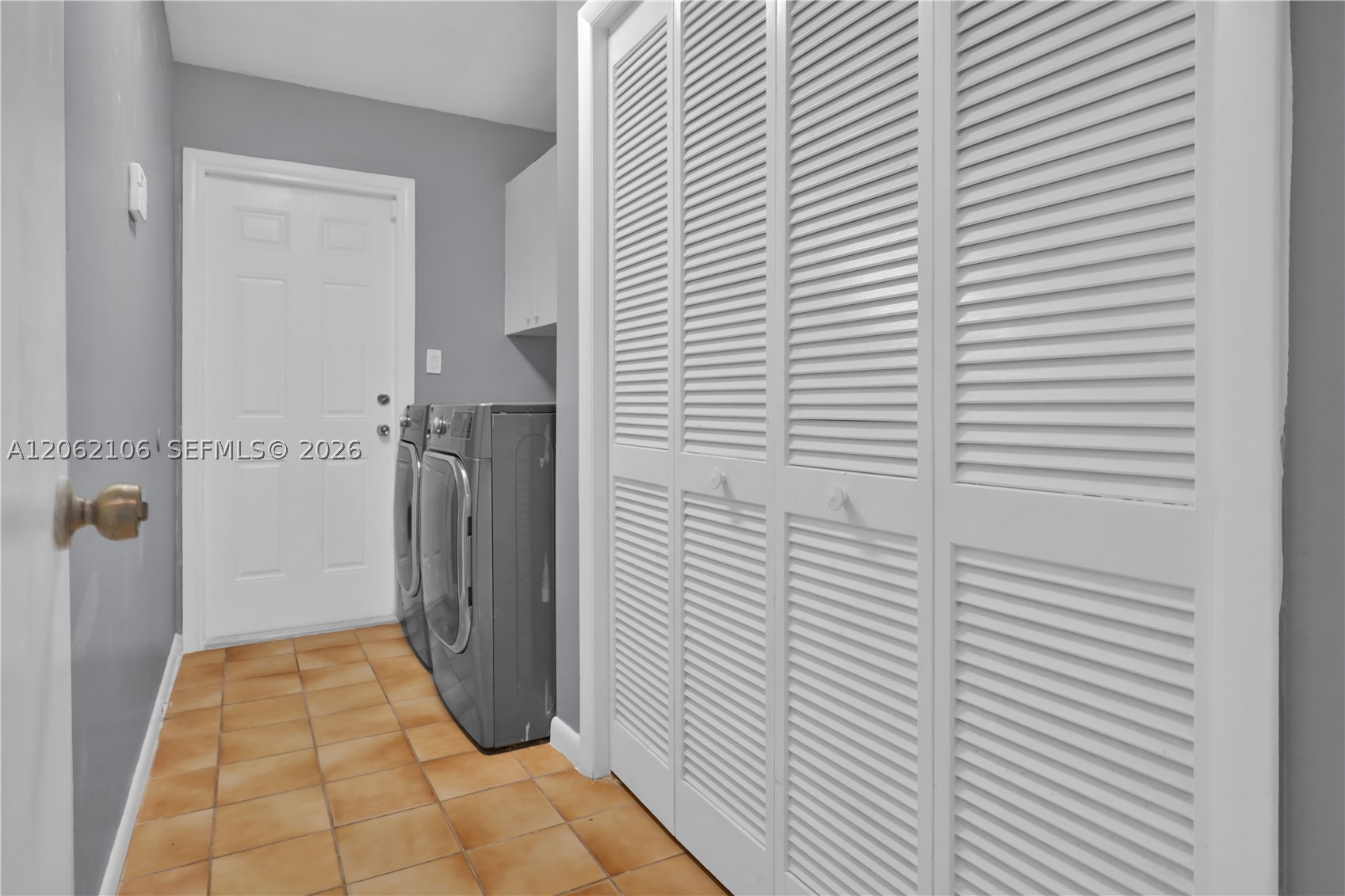 2587 E Rd, Loxahatchee FL 33470