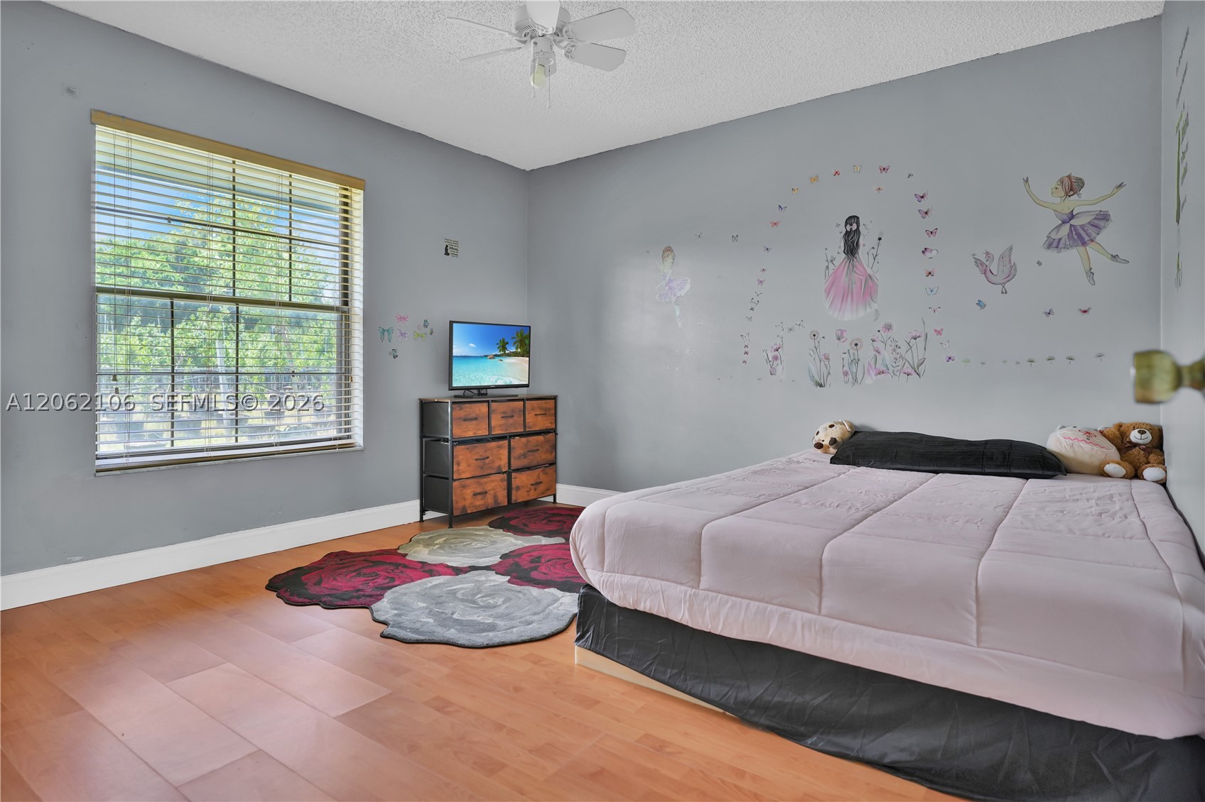 2587 E Rd, Loxahatchee FL 33470