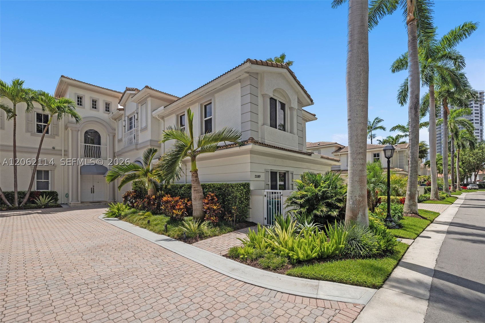21103 NE 38th Ave #77, Aventura FL 33180