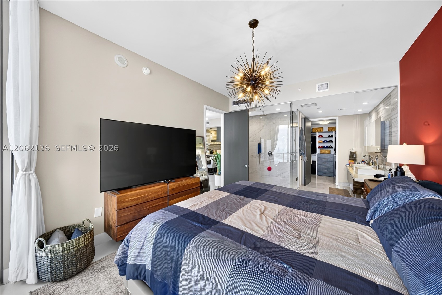 1100 Biscayne Blvd #5502, Miami FL 33132