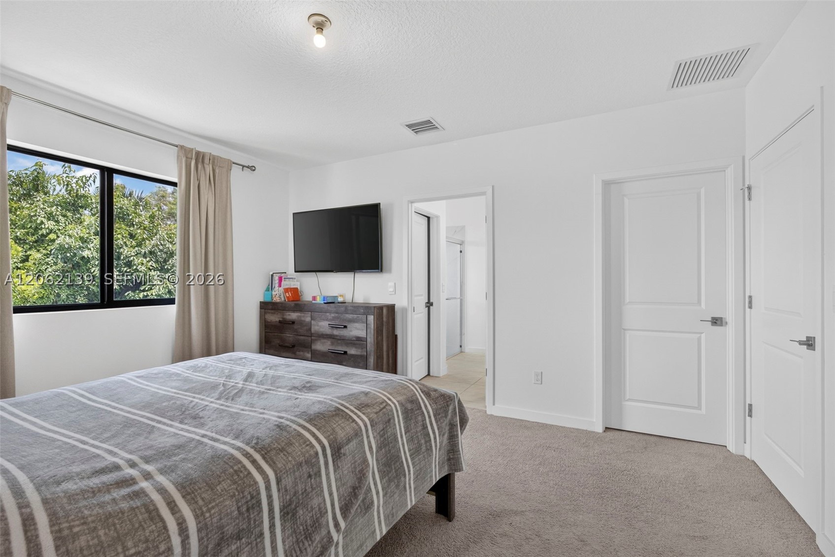 6015 Coralberry St, Haverhill FL 33415