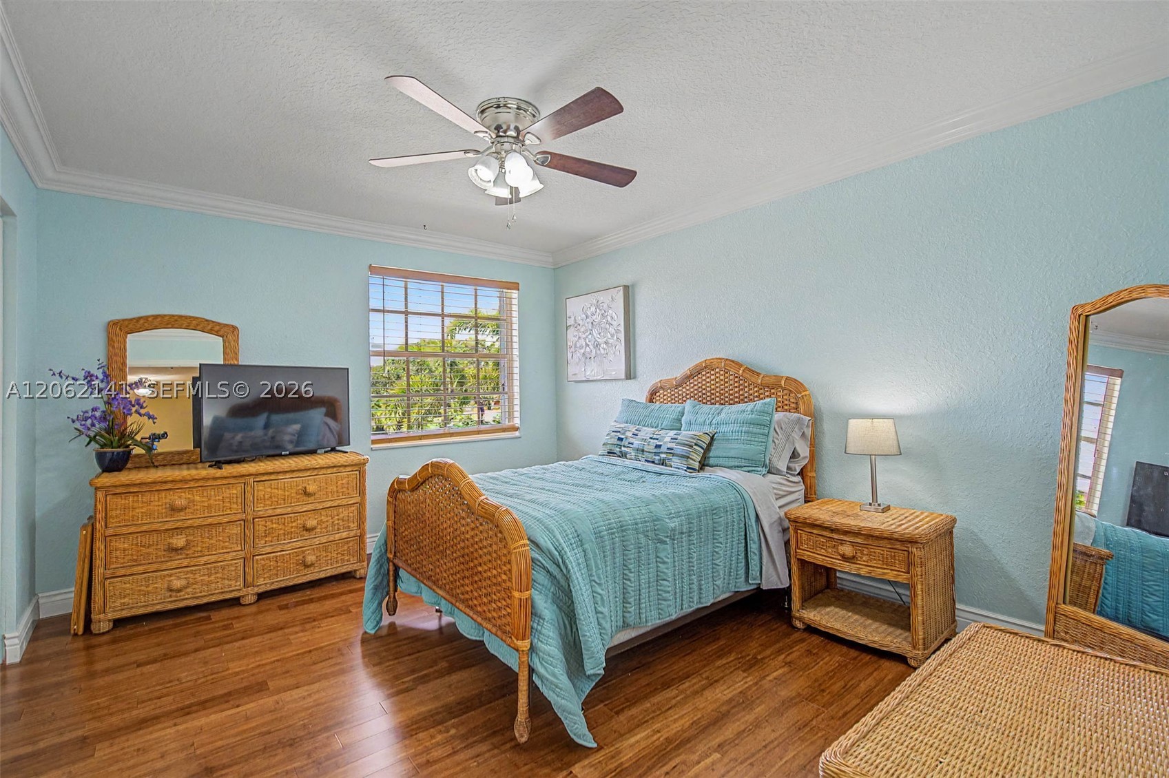 694 SW 168th Way, Pembroke Pines FL 33027