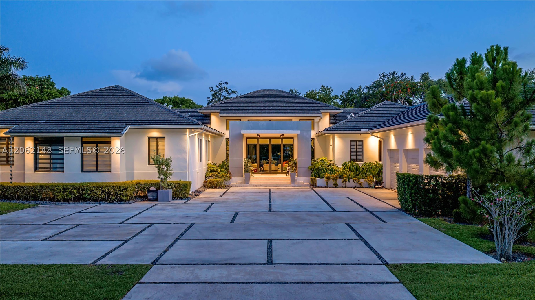 7830 SW 117th St, Pinecrest FL 33156